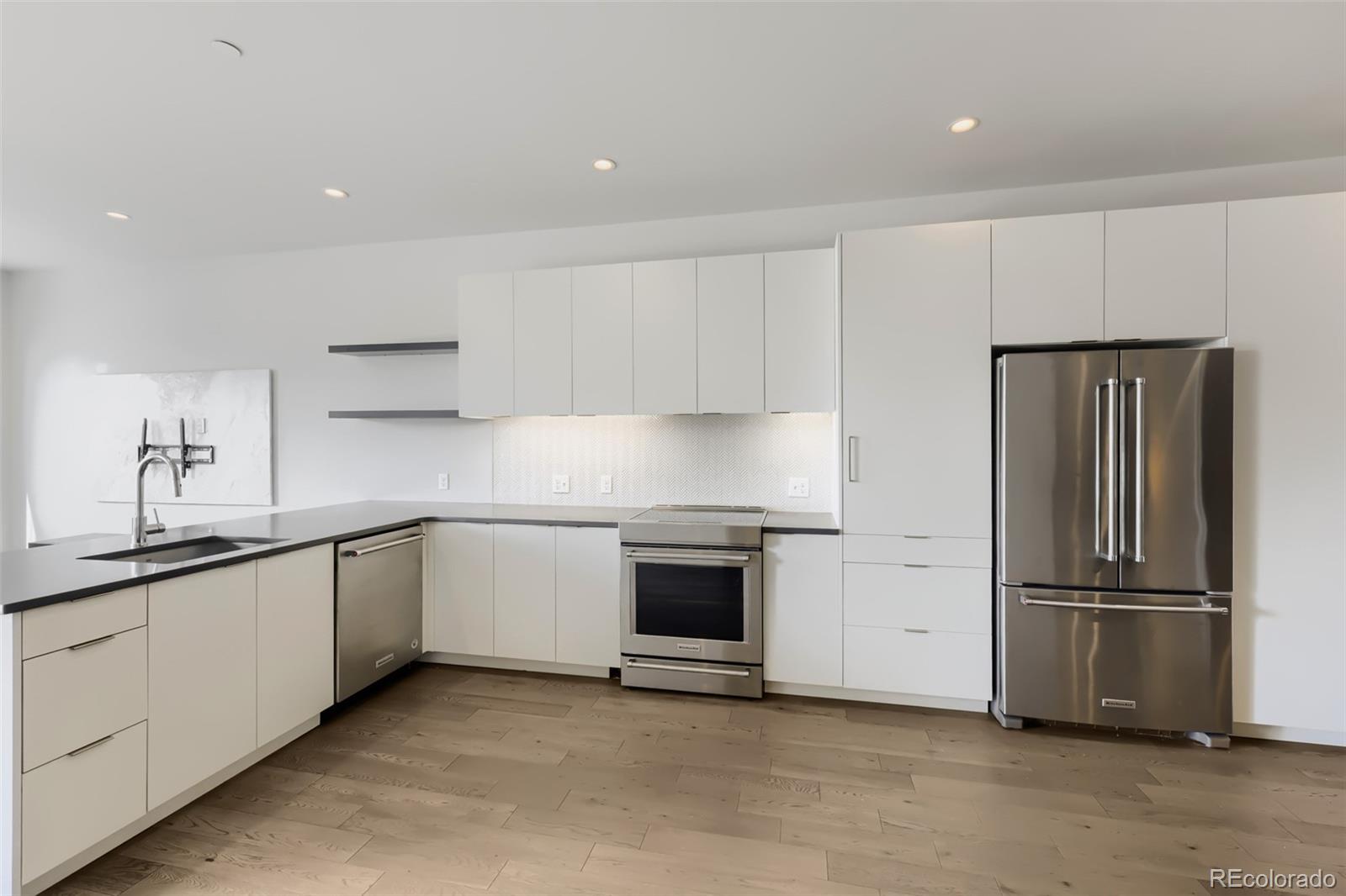 MLS Image #11 for 1300 n ogden street,denver, Colorado
