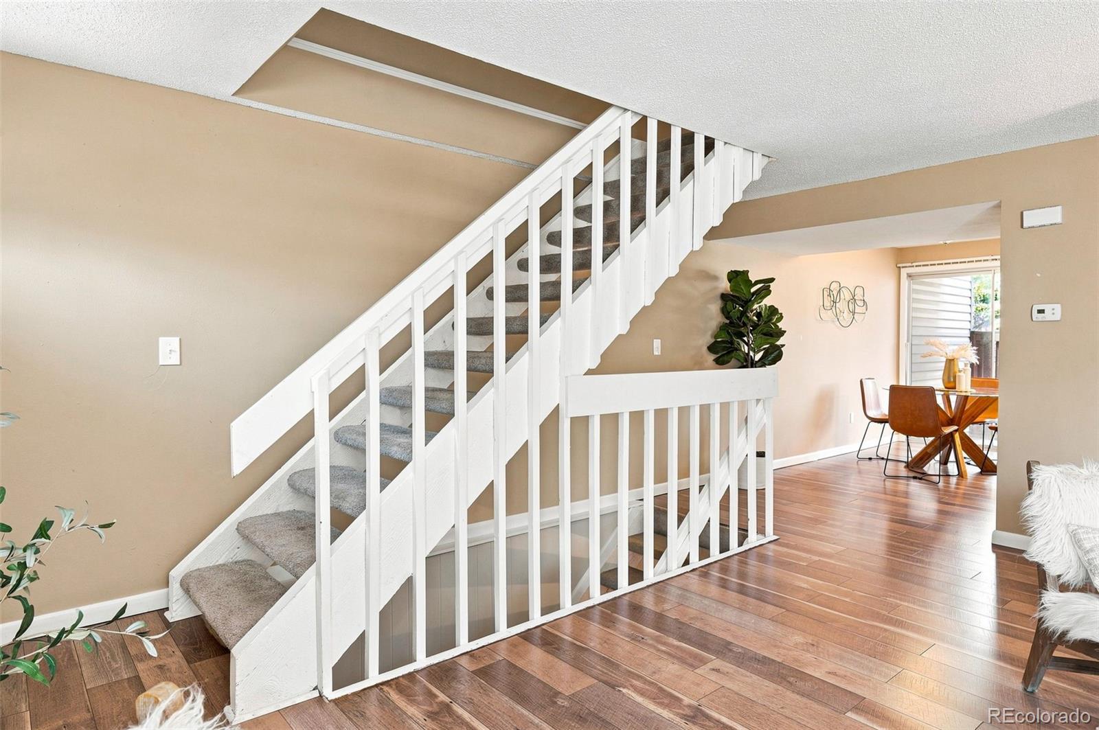 MLS Image #11 for 4268 e maplewood way,littleton, Colorado