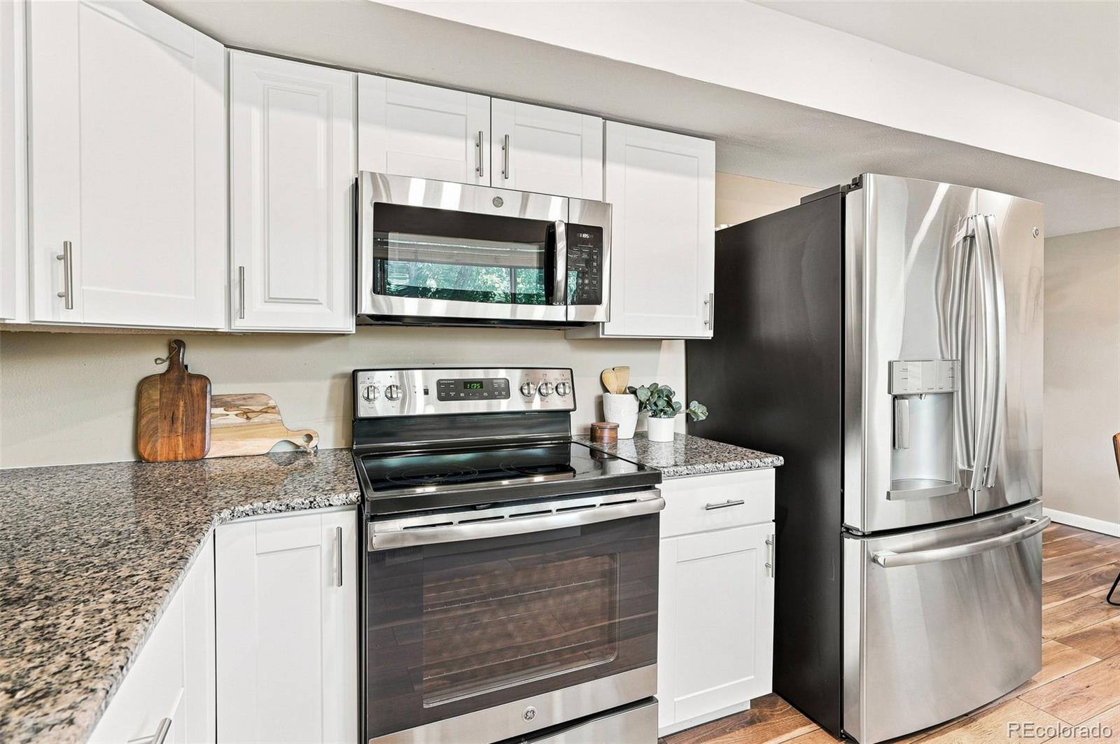MLS Image #18 for 4268 e maplewood way,littleton, Colorado