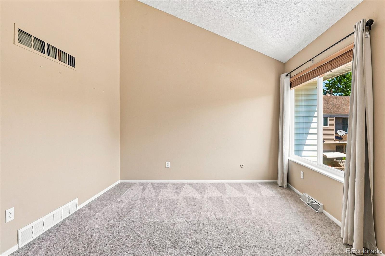 MLS Image #32 for 4268 e maplewood way,littleton, Colorado