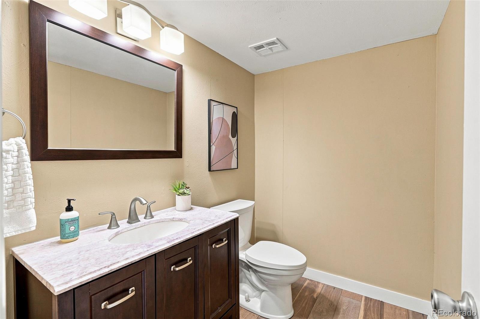 MLS Image #35 for 4268 e maplewood way,littleton, Colorado