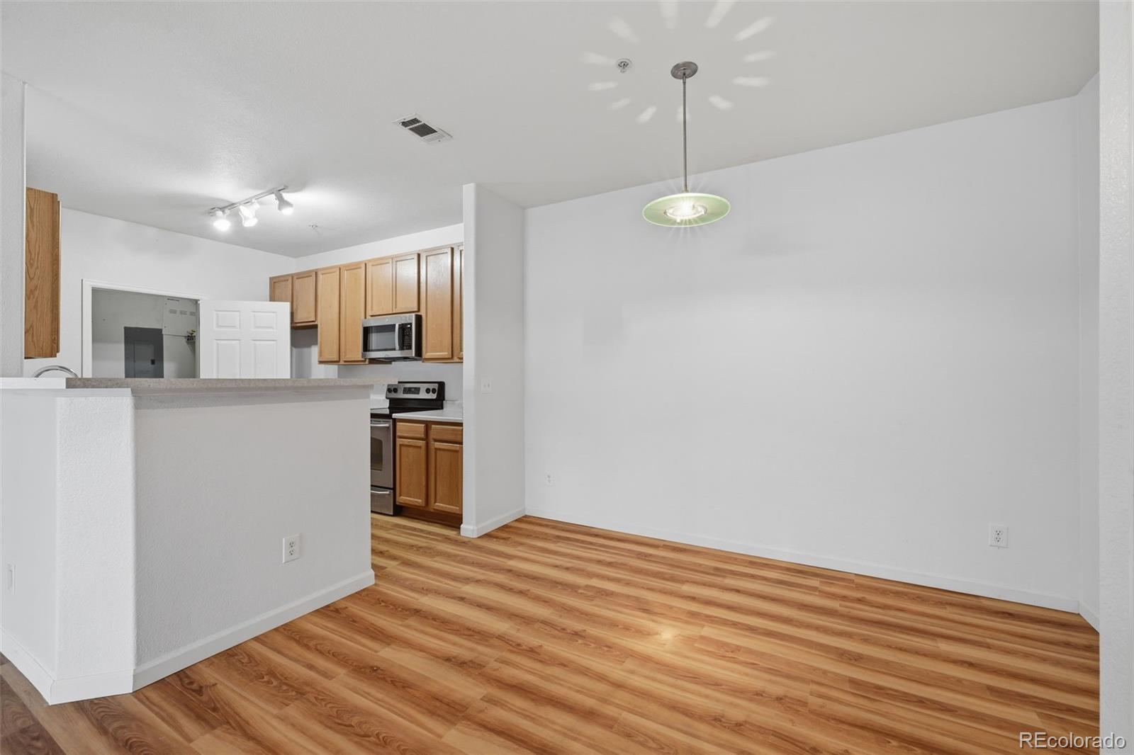 MLS Image #6 for 4451 s ammons street 108,littleton, Colorado