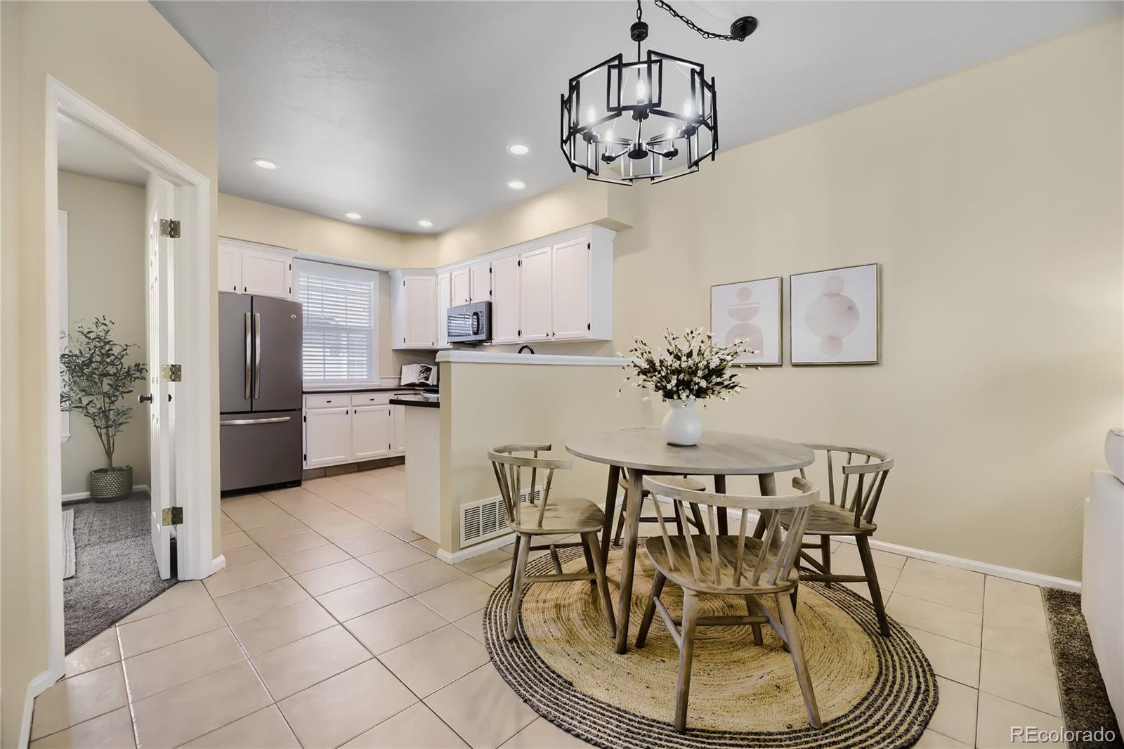 MLS Image #4 for 2902 w long circle,littleton, Colorado