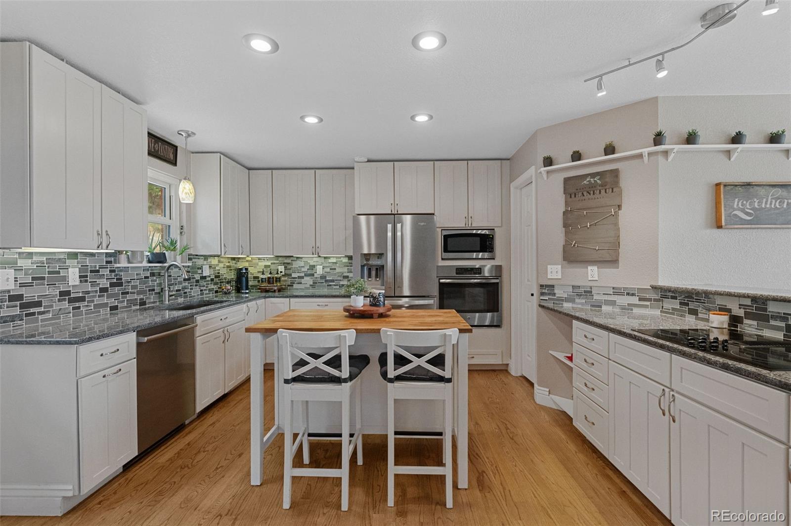 MLS Image #10 for 2510  valley park drive,larkspur, Colorado
