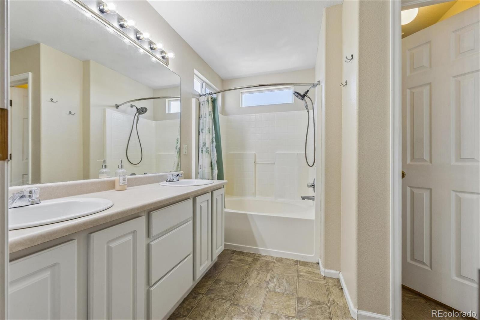 MLS Image #3 for 10314  tracewood drive,littleton, Colorado