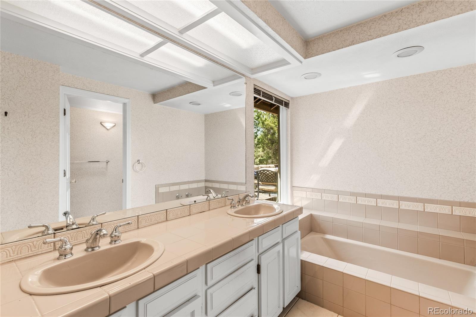 MLS Image #19 for 6113 s galena court,englewood, Colorado