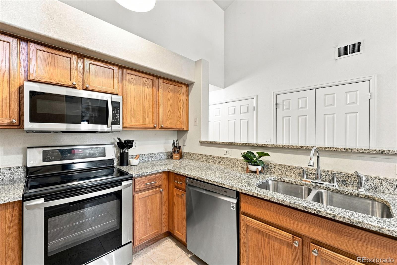 MLS Image #8 for 5460  allison street,arvada, Colorado
