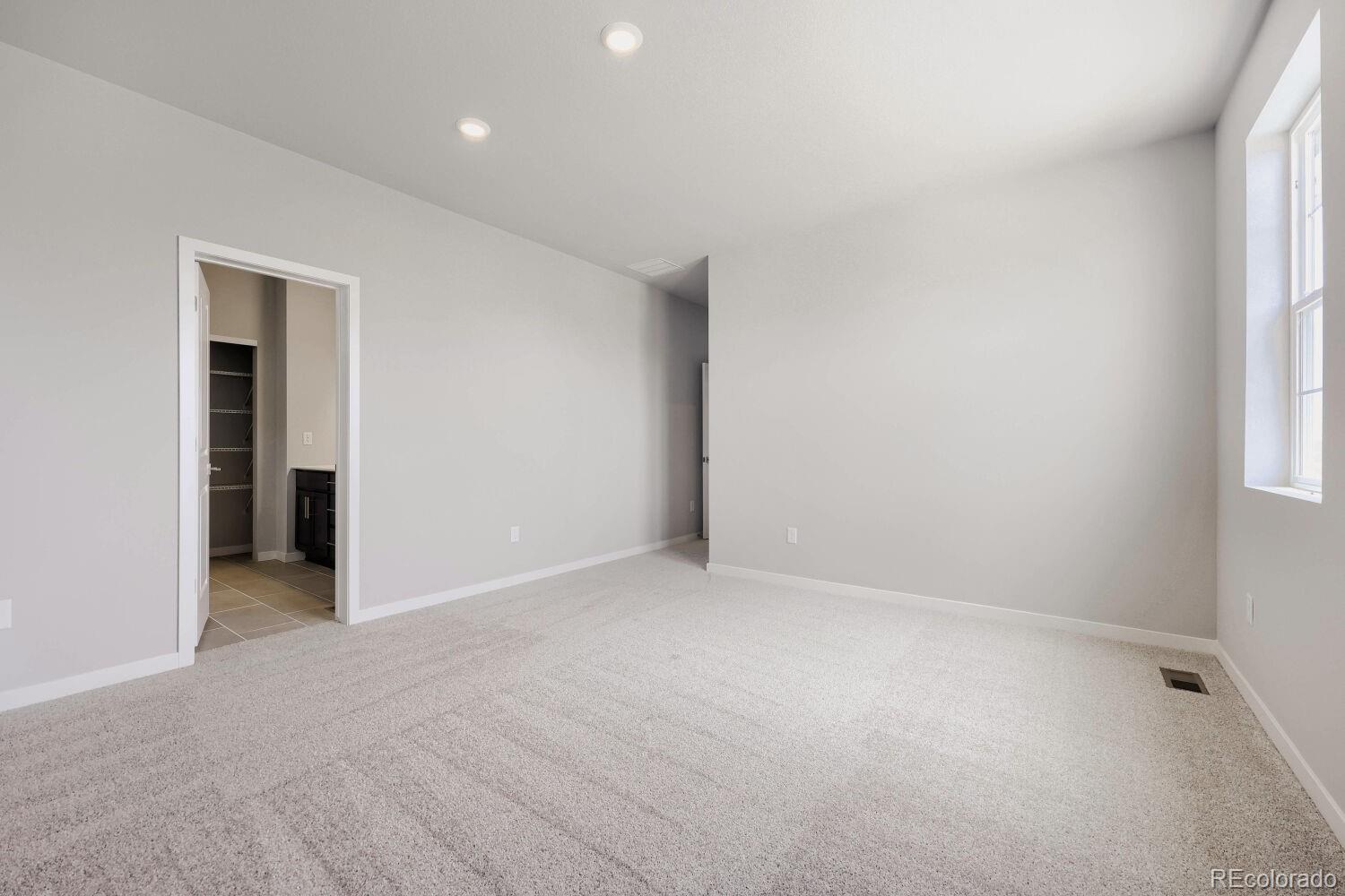 MLS Image #16 for 46431  heritage avenue,bennett, Colorado