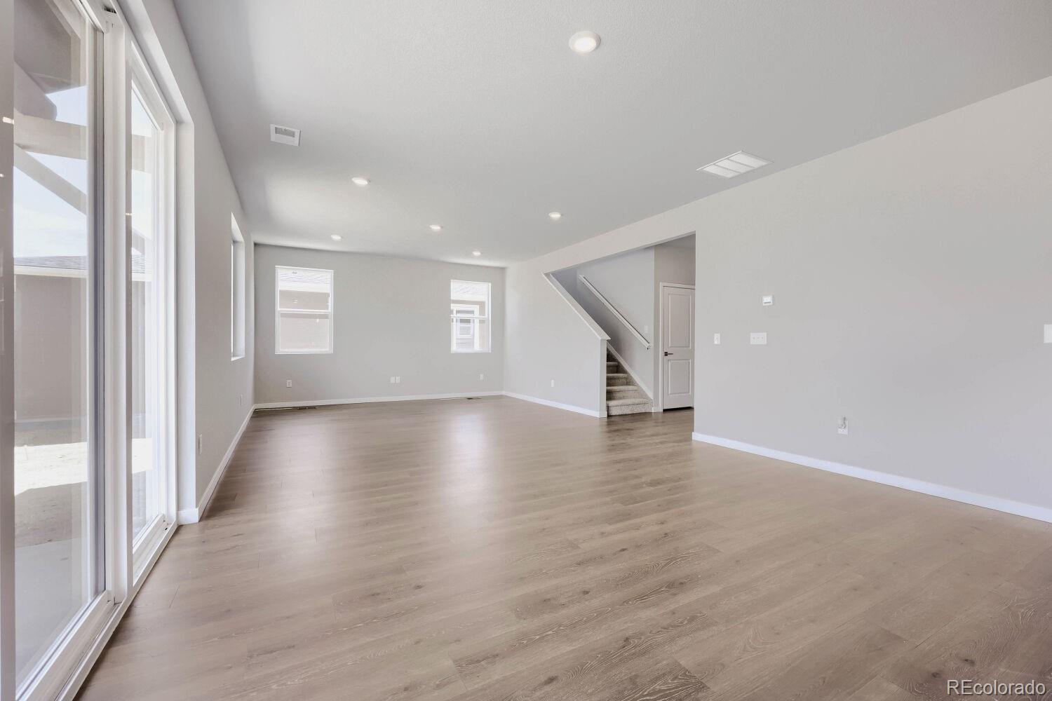 MLS Image #5 for 46431  heritage avenue,bennett, Colorado