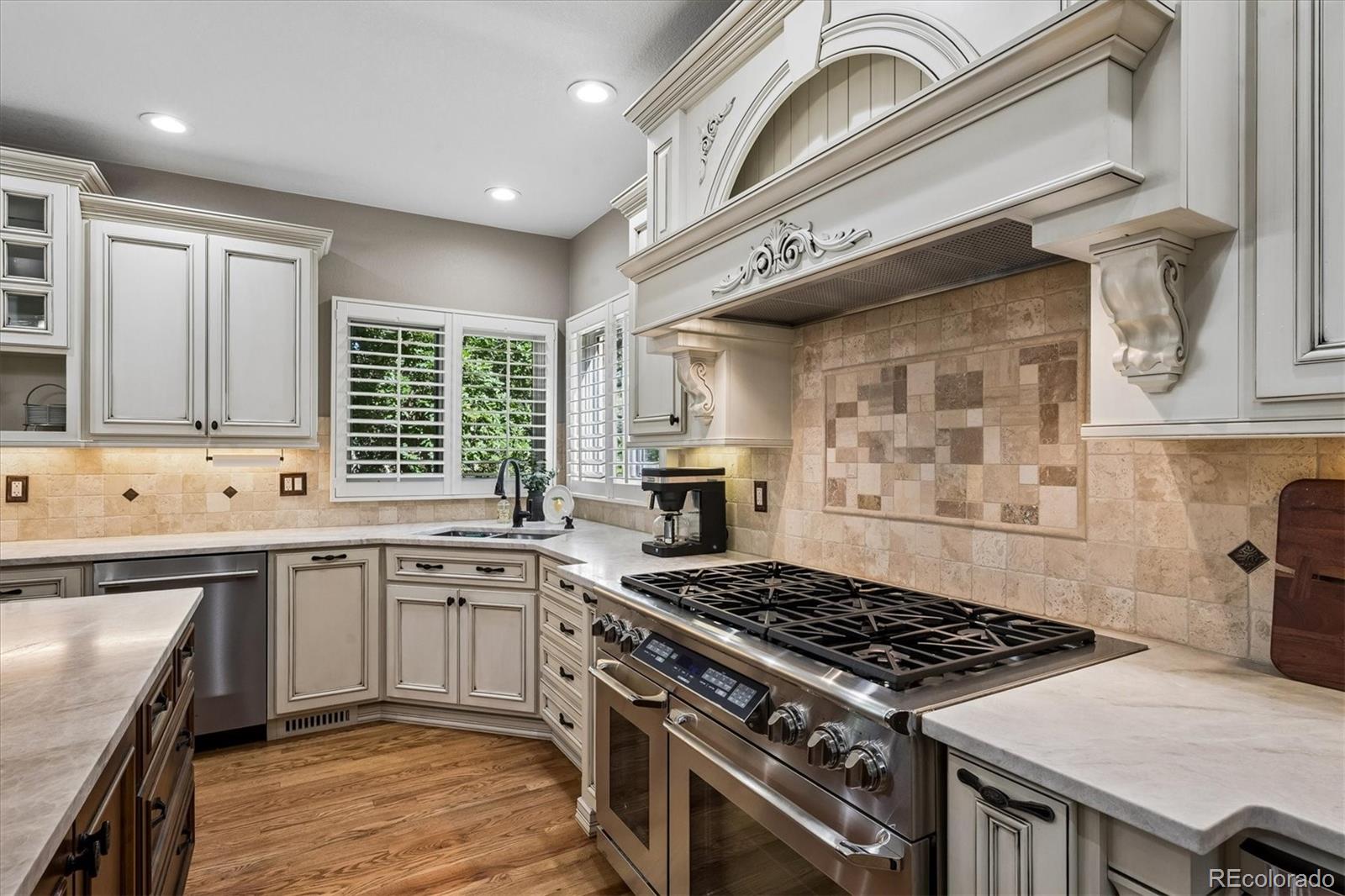 MLS Image #10 for 3328  diablo way,castle rock, Colorado