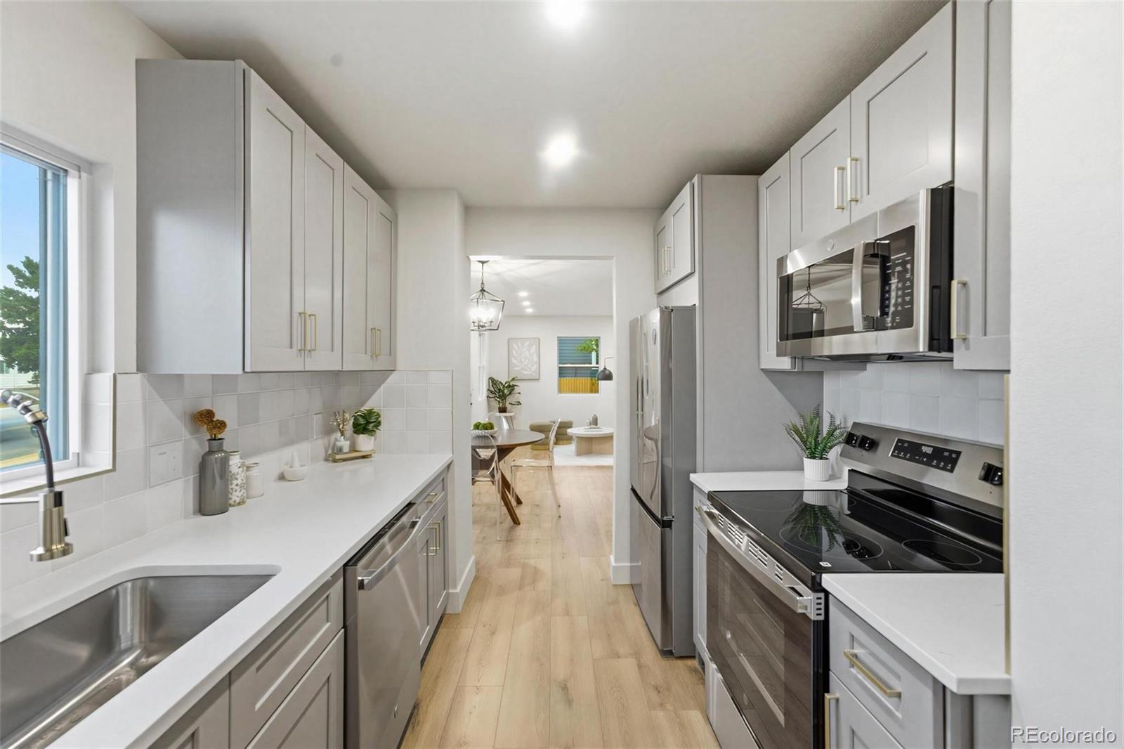MLS Image #4 for 711 s tejon street,denver, Colorado