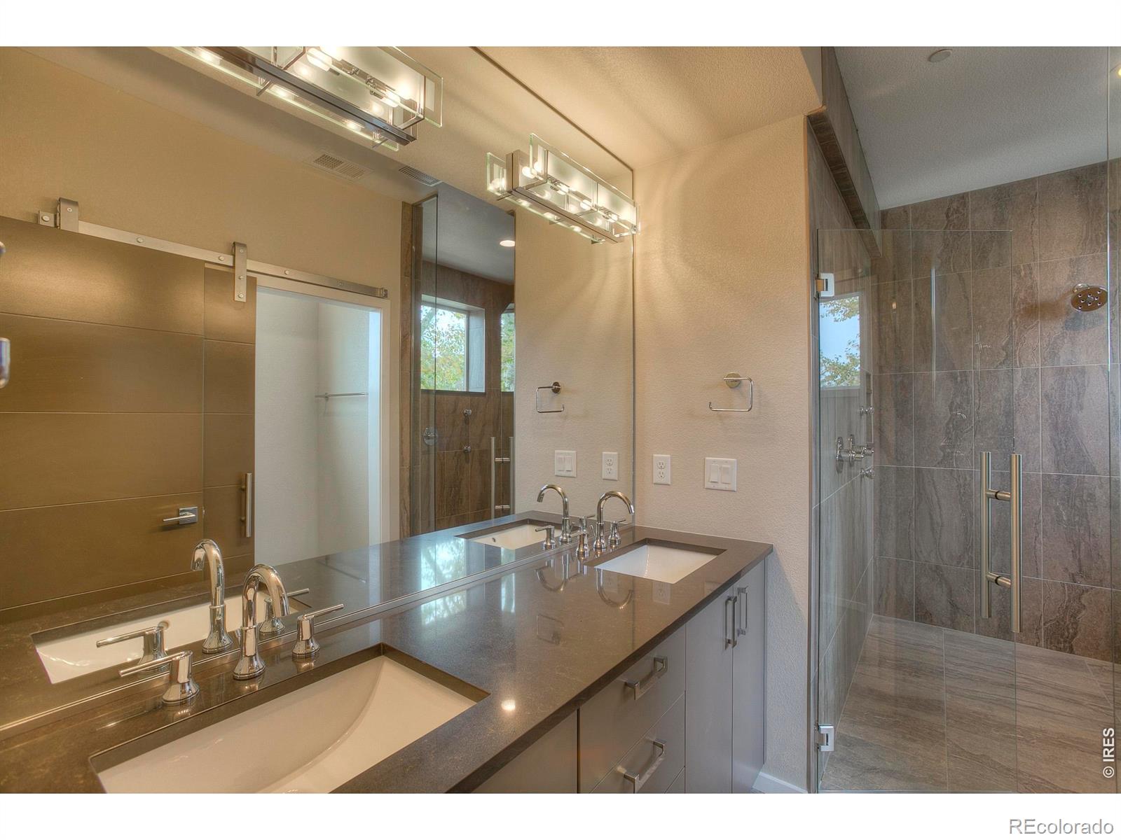 MLS Image #19 for 852 e stuart street,fort collins, Colorado