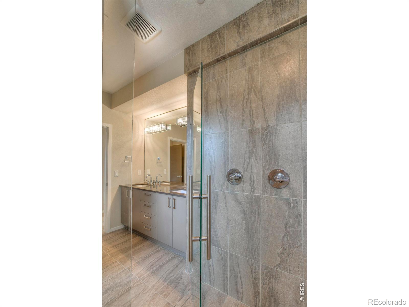 MLS Image #21 for 852 e stuart street,fort collins, Colorado