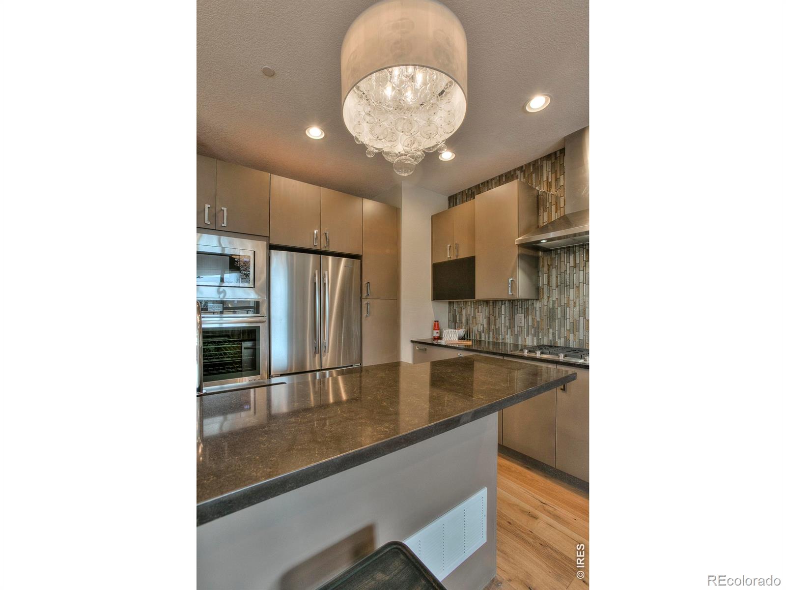 MLS Image #6 for 852 e stuart street,fort collins, Colorado
