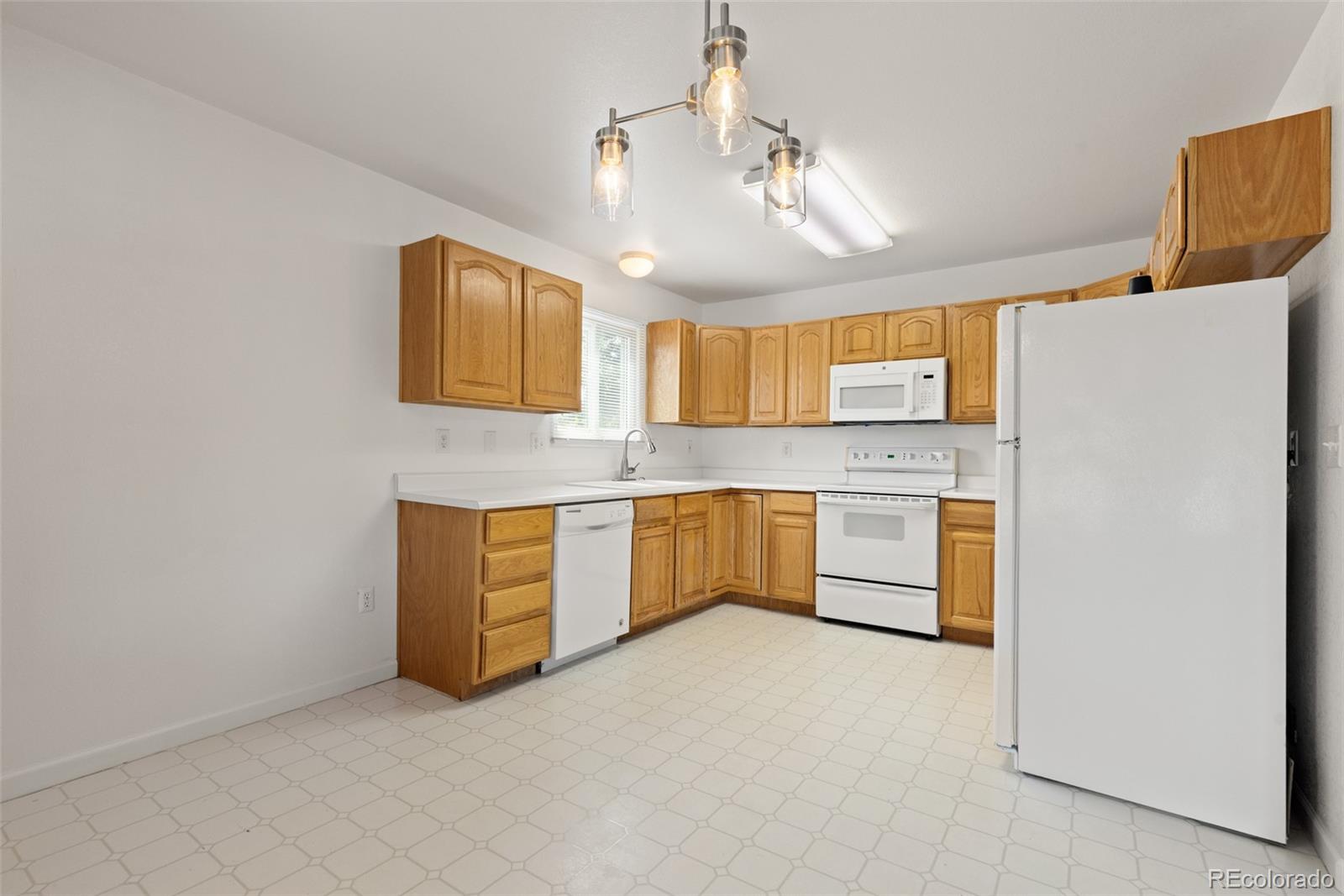 MLS Image #12 for 2836 w e street,greeley, Colorado