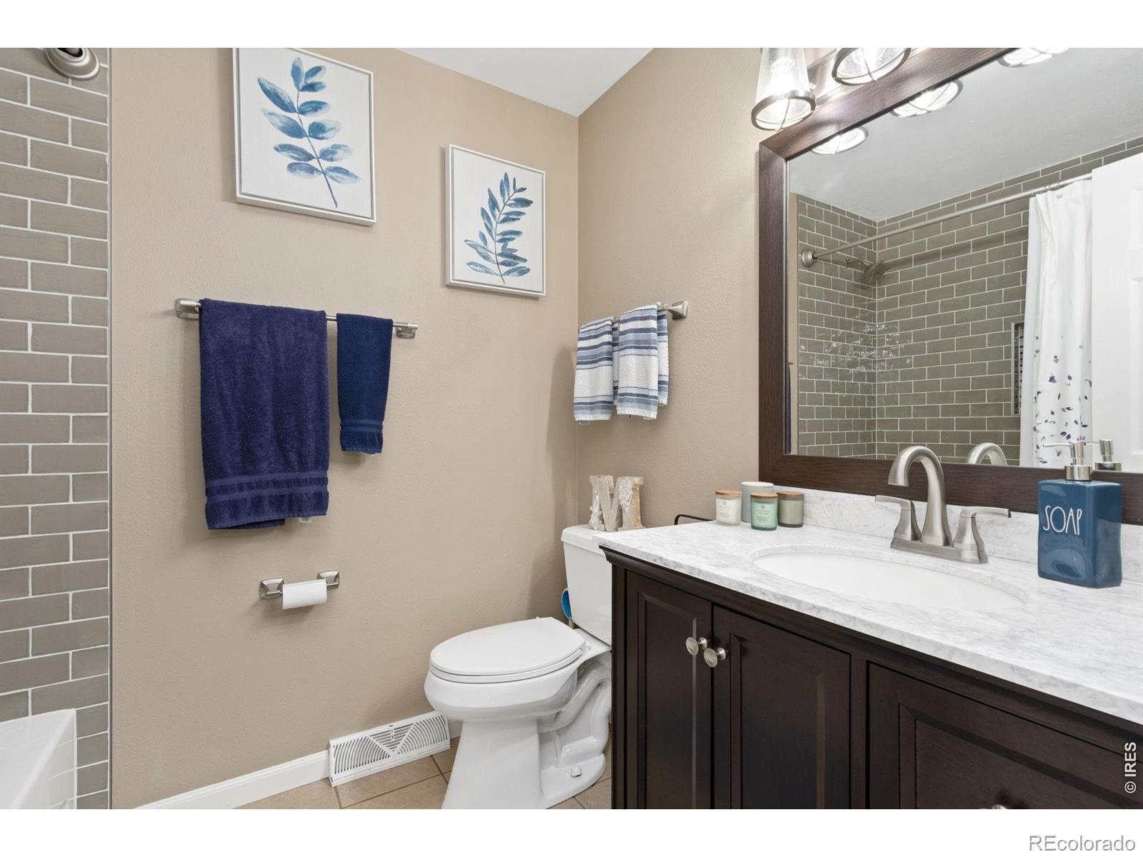 MLS Image #16 for 1833  manchester drive,fort collins, Colorado