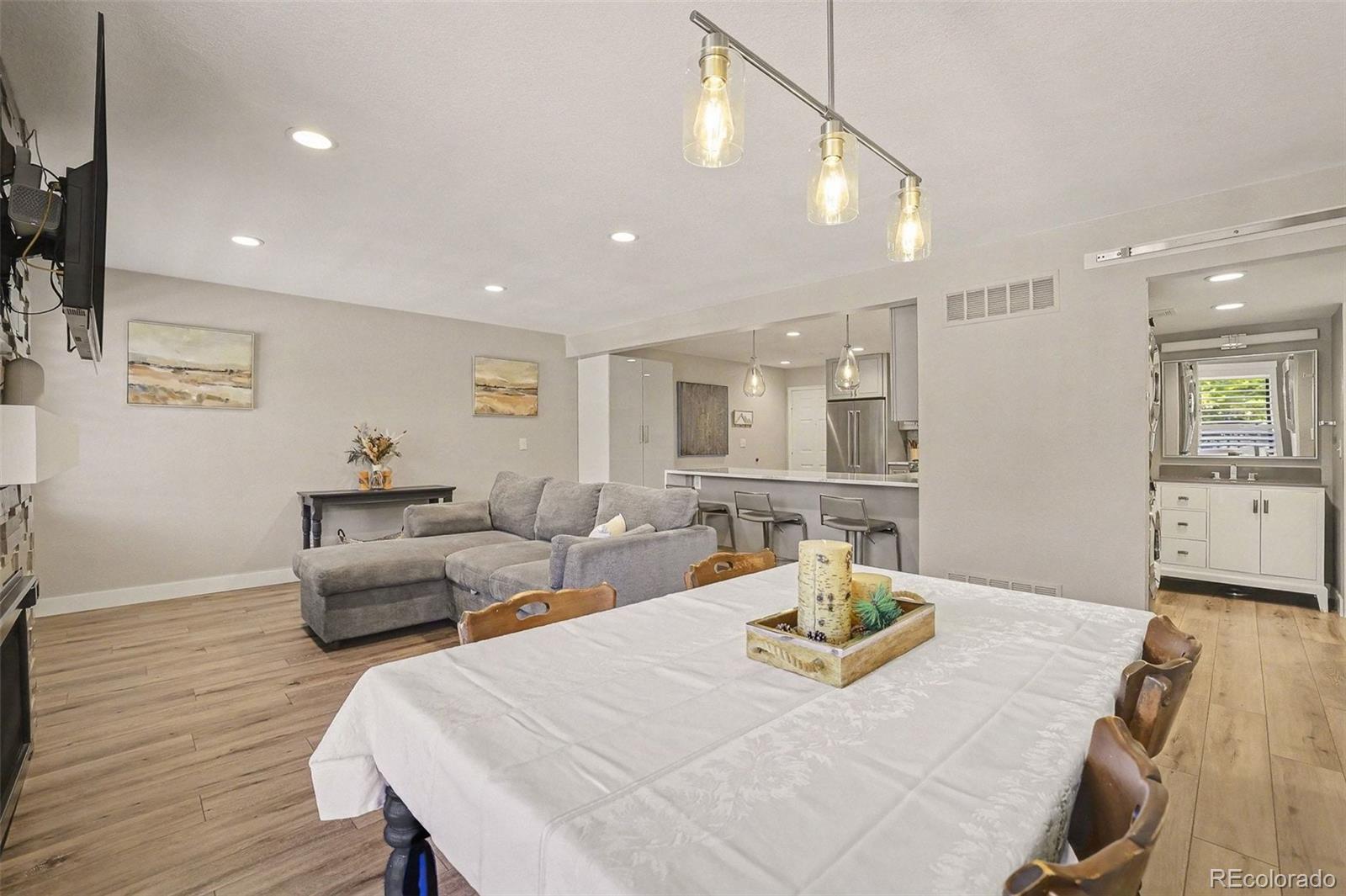 MLS Image #13 for 6479 s havana street a,englewood, Colorado