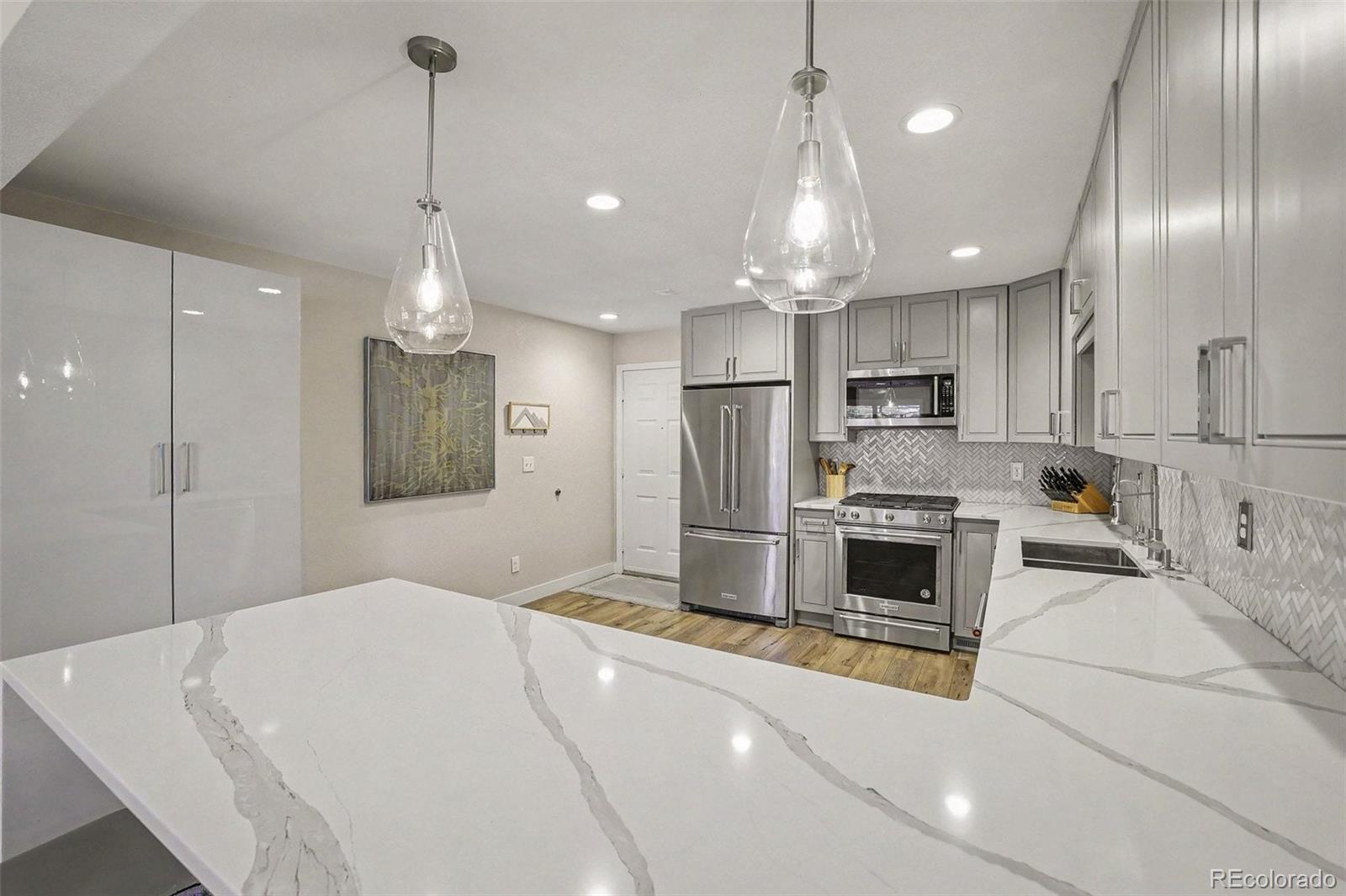 MLS Image #7 for 6479 s havana street a,englewood, Colorado