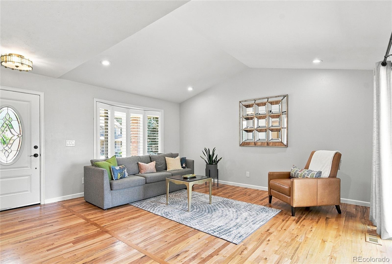 MLS Image #4 for 1721 e phillips avenue,centennial, Colorado
