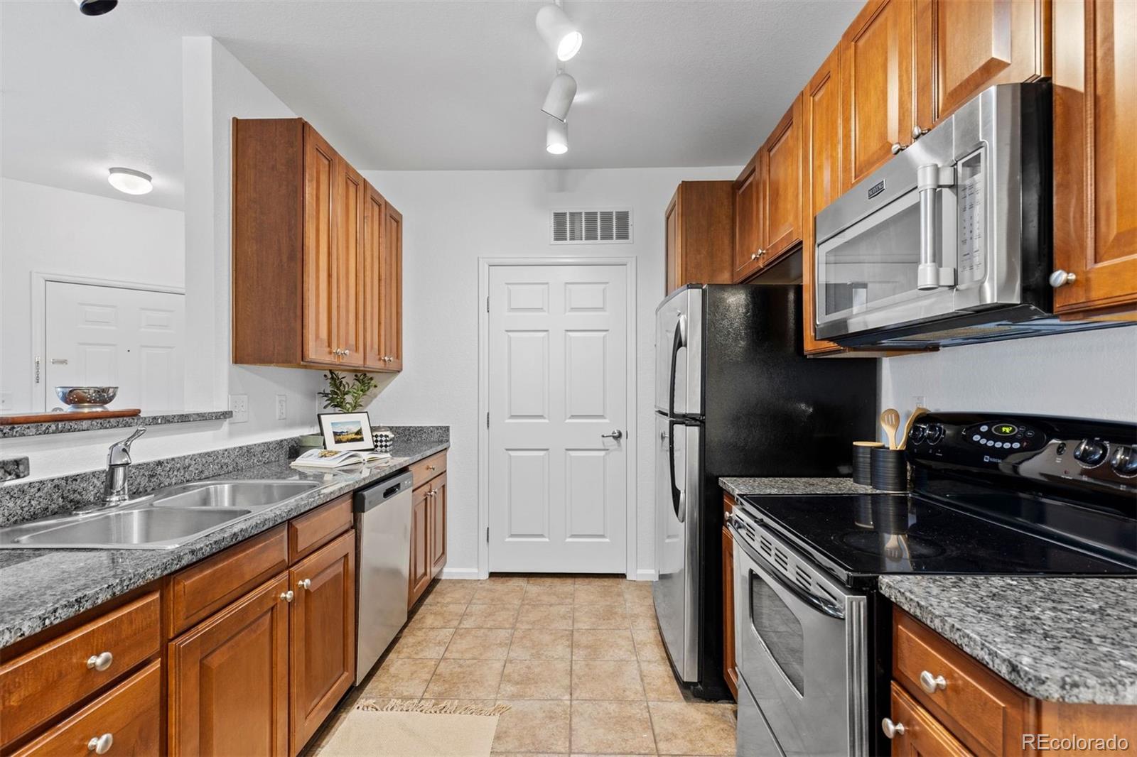MLS Image #16 for 9180  rolling way,parker, Colorado