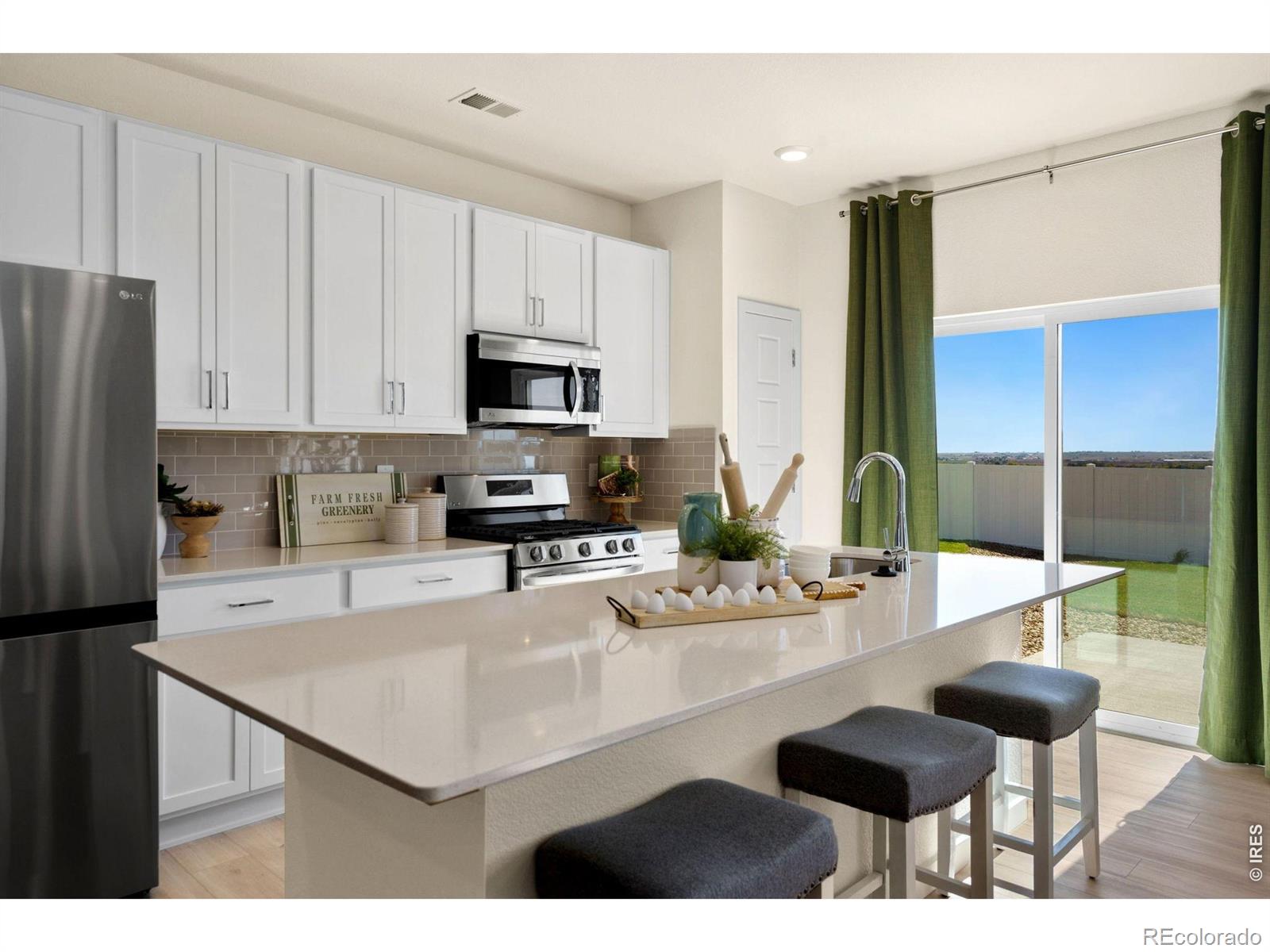 MLS Image #13 for 1907  triticale way,johnstown, Colorado