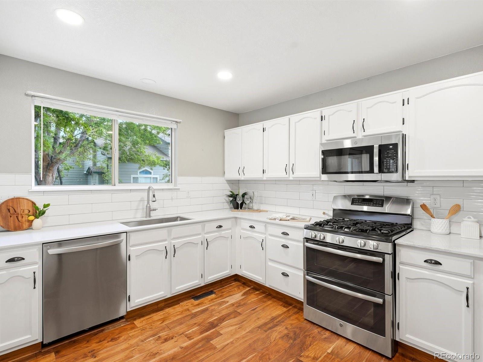 MLS Image #12 for 13453  glen circle,broomfield, Colorado