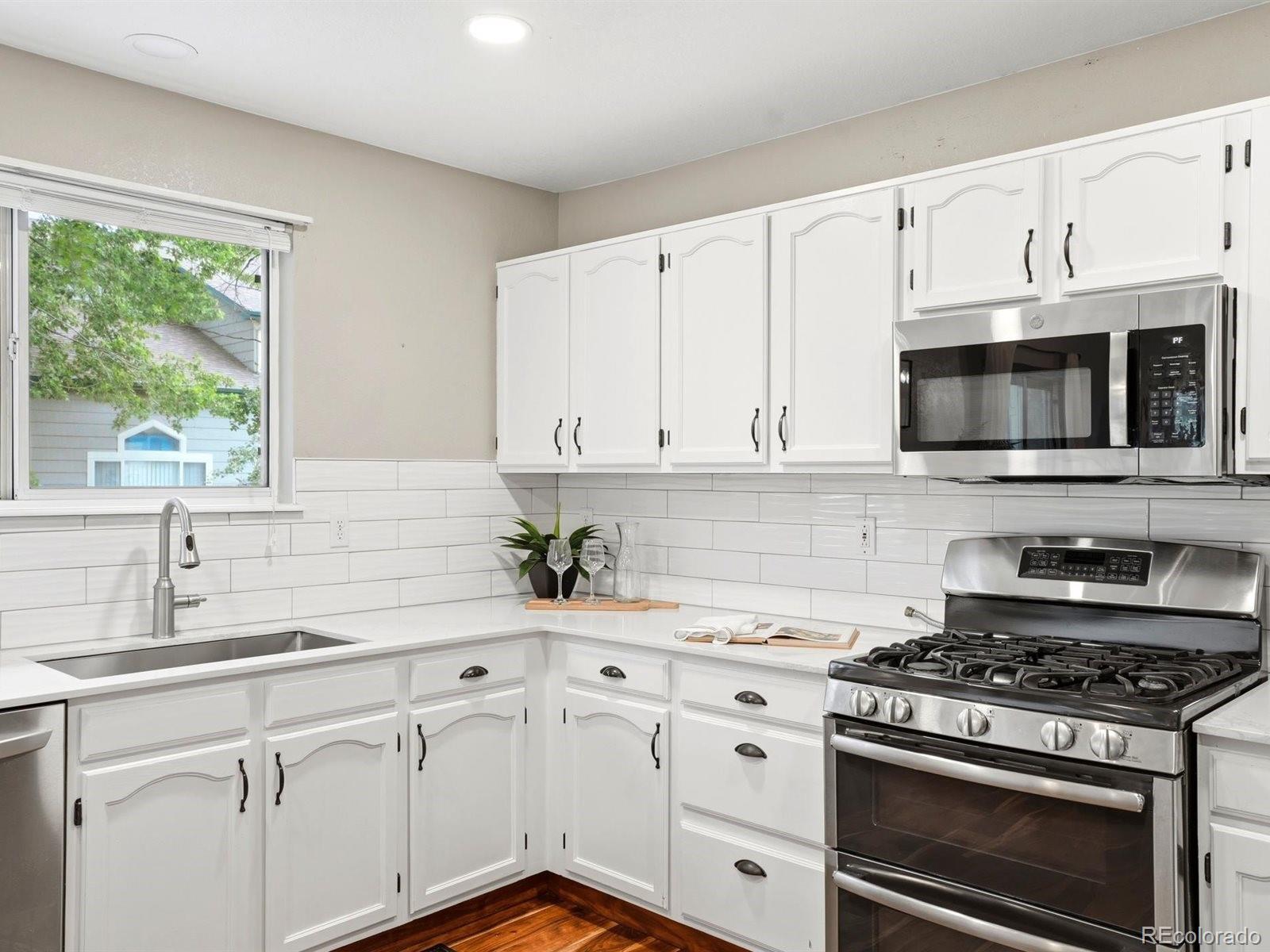MLS Image #13 for 13453  glen circle,broomfield, Colorado
