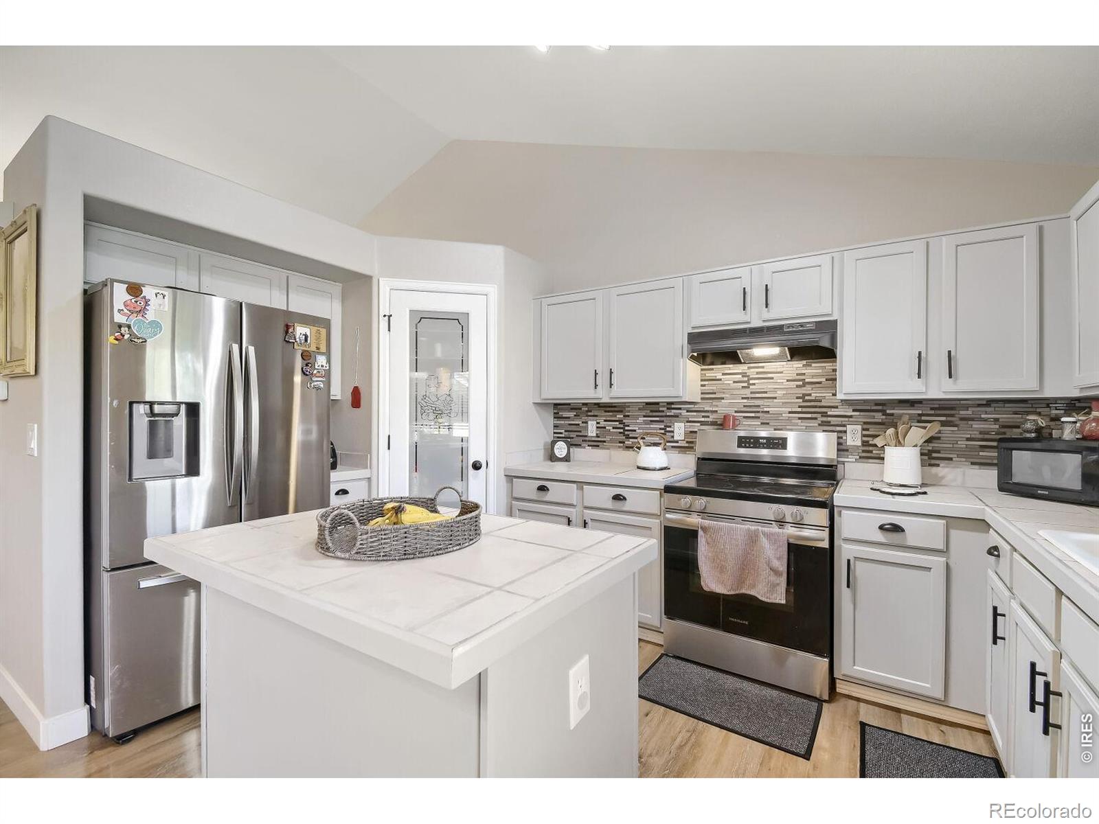 MLS Image #10 for 1415  deerwood drive,longmont, Colorado