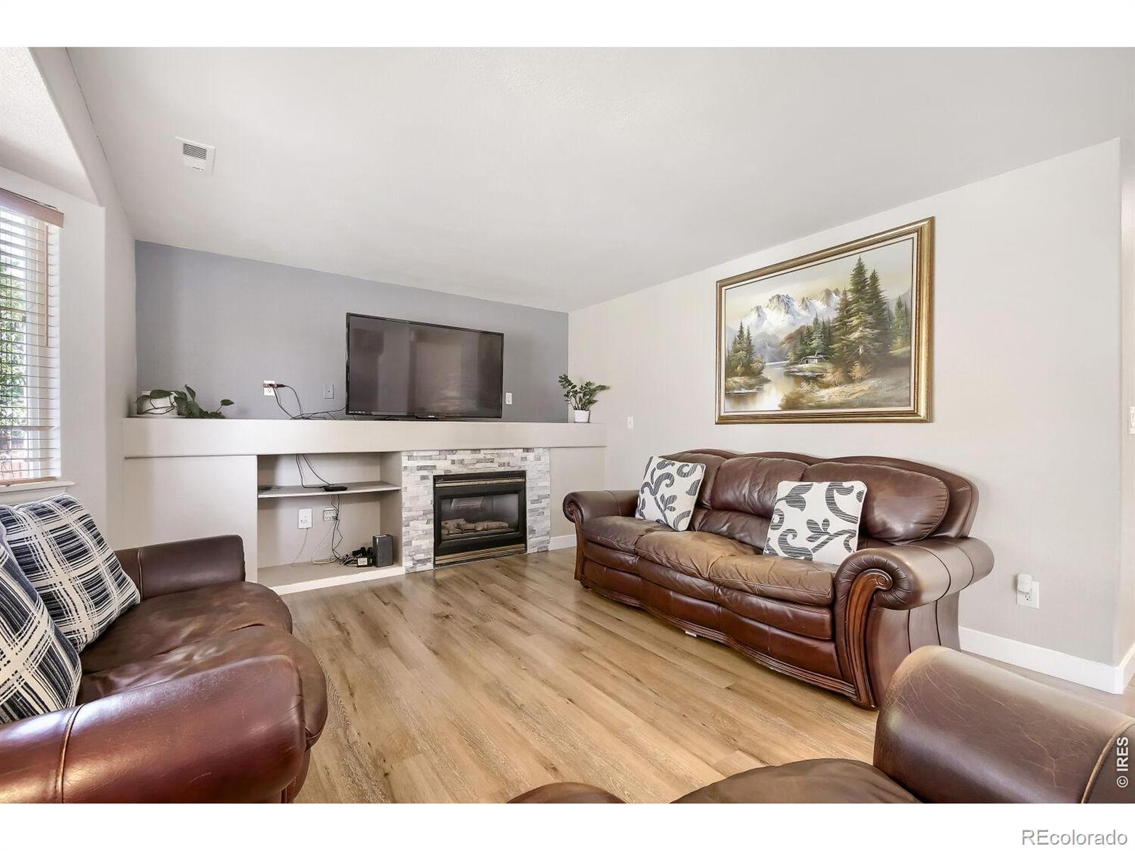 MLS Image #3 for 1415  deerwood drive,longmont, Colorado