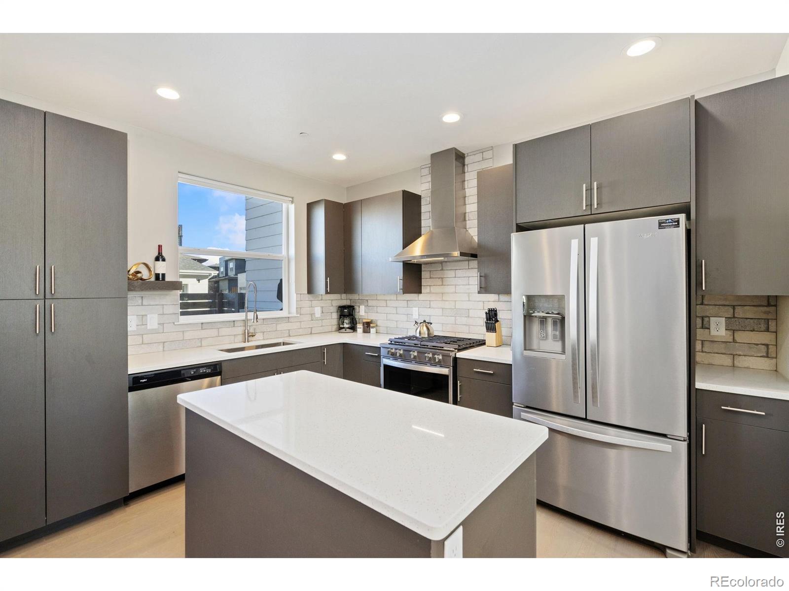 MLS Image #11 for 908  jerome street,fort collins, Colorado