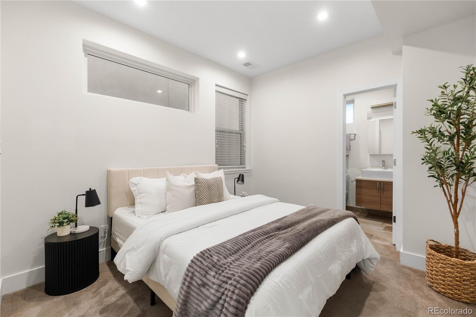 MLS Image #4 for 4176  pecos street,denver, Colorado
