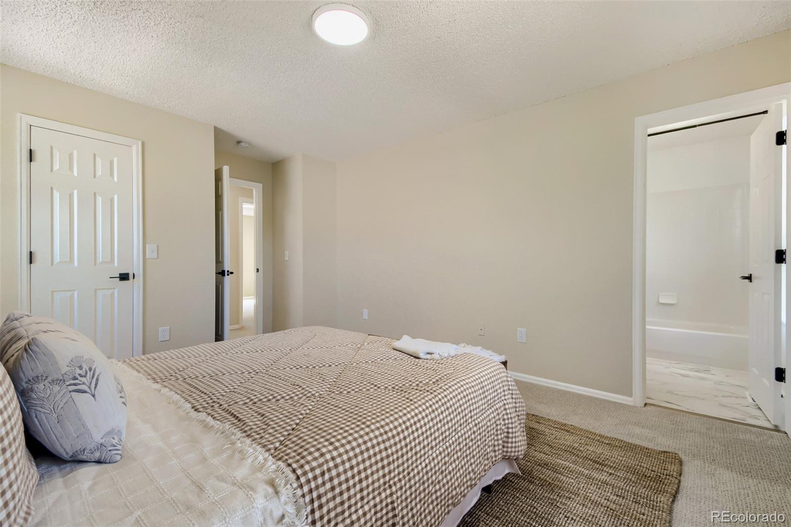 MLS Image #18 for 2170 s uravan street,aurora, Colorado