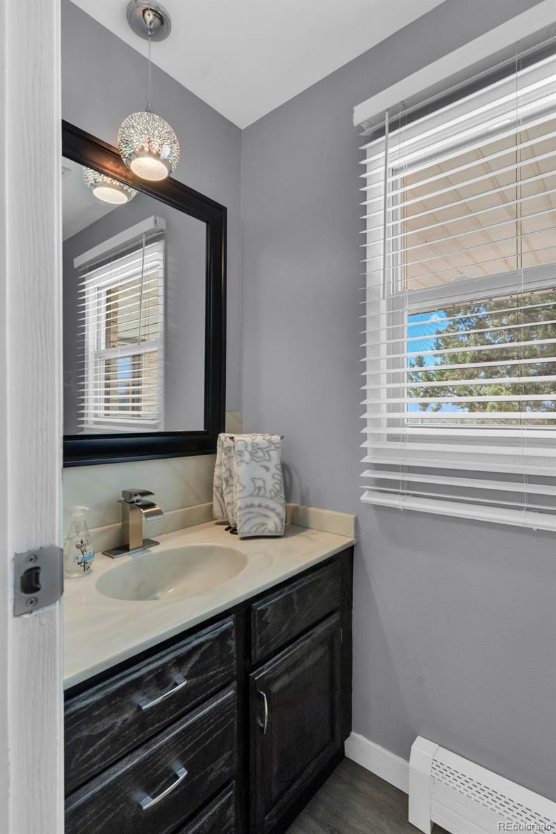 MLS Image #11 for 1000  s street,penrose, Colorado