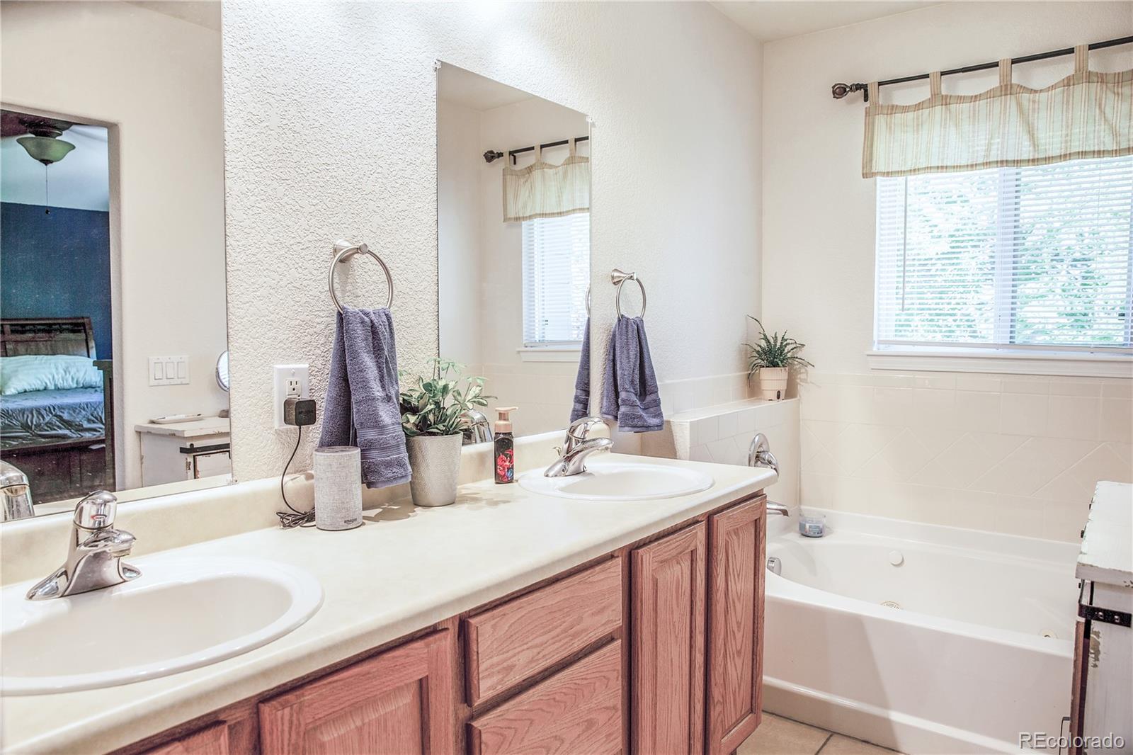 MLS Image #8 for 16047 e 97th place,commerce city, Colorado