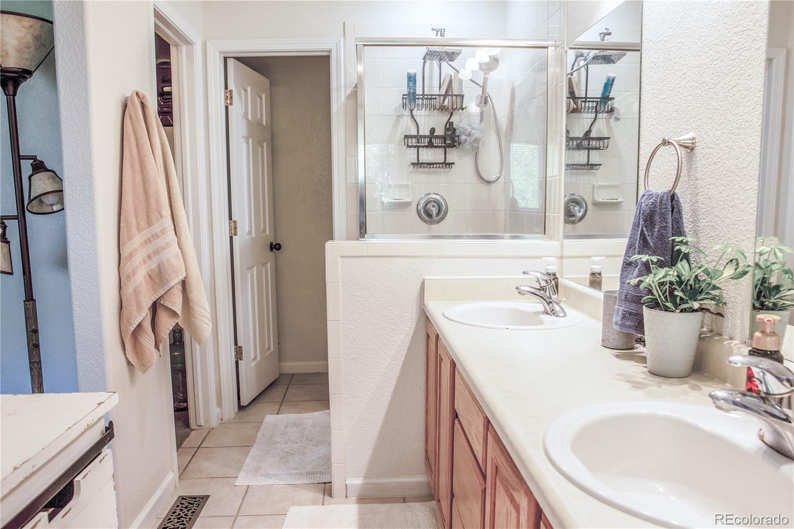 MLS Image #9 for 16047 e 97th place,commerce city, Colorado