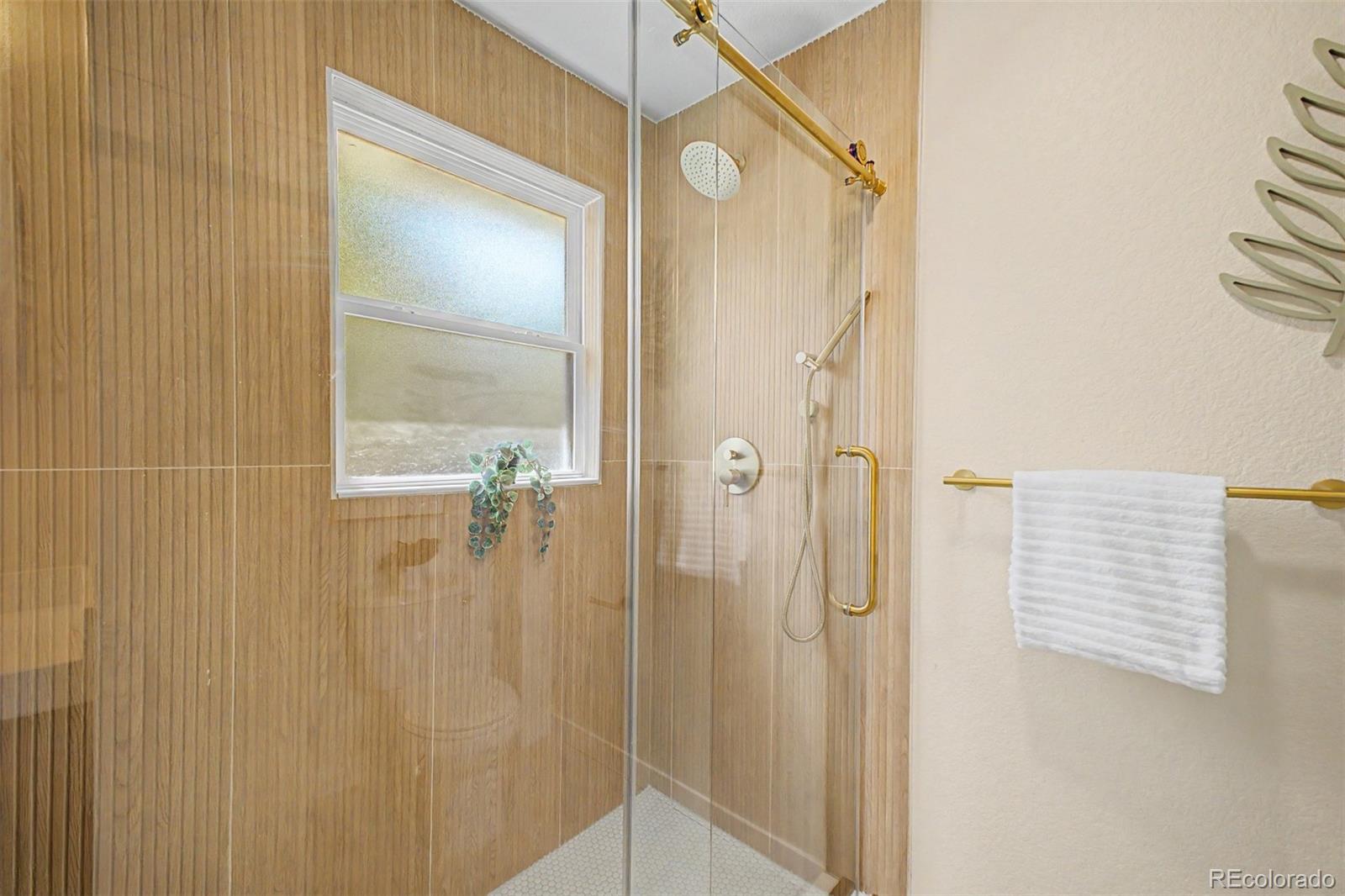 MLS Image #16 for 845 s moore street,denver, Colorado