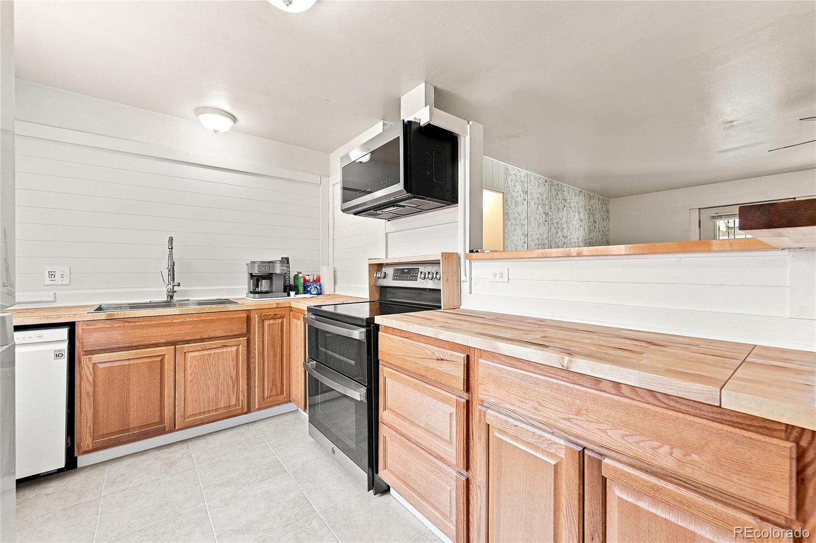 MLS Image #13 for 8170  stuart street,westminster, Colorado