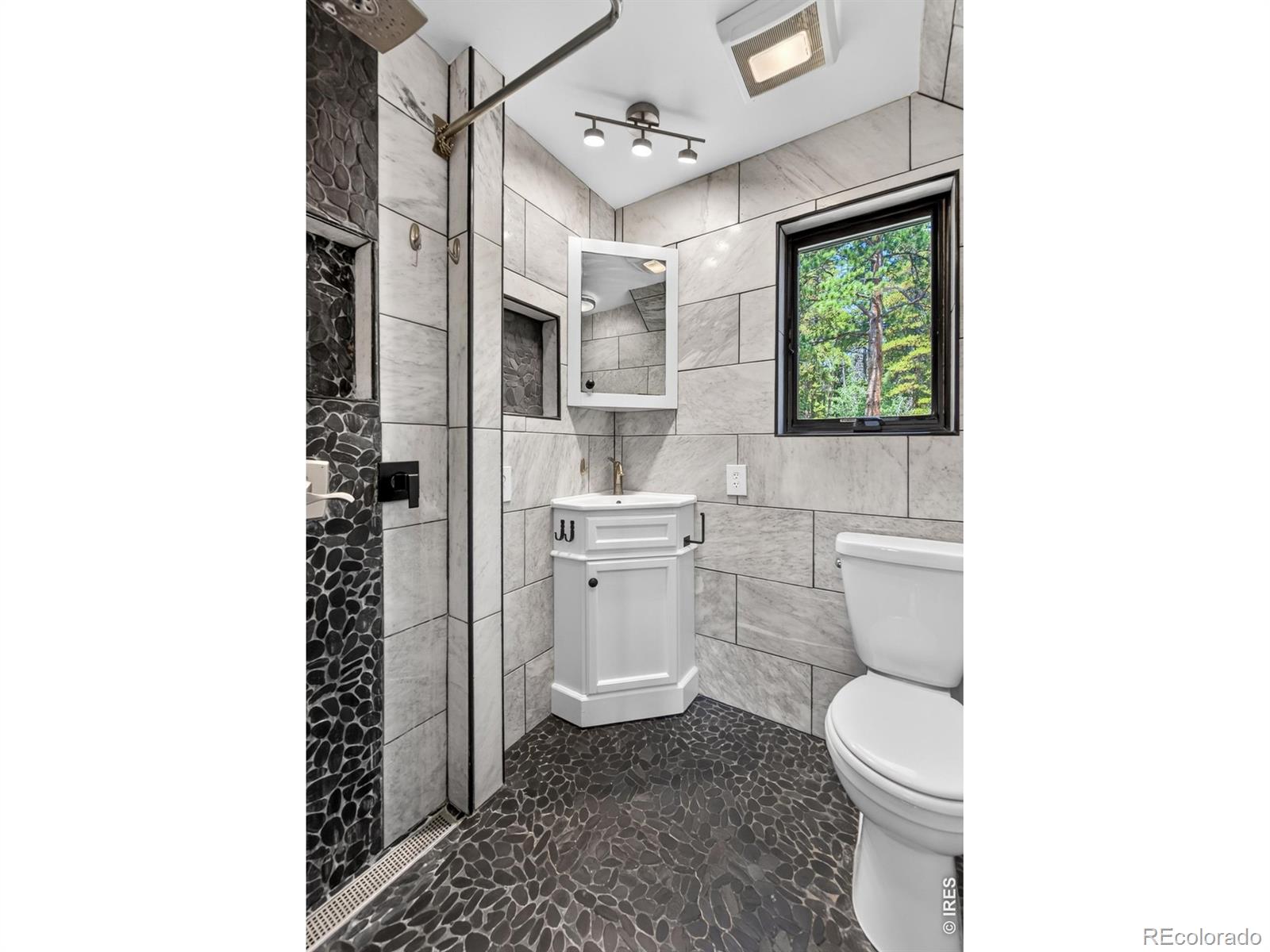 MLS Image #21 for 1820  lazy z road,nederland, Colorado