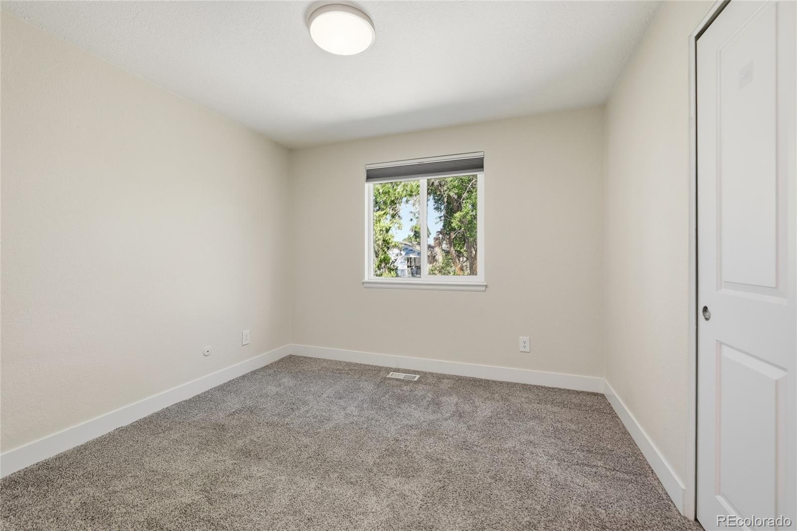 MLS Image #15 for 3368 s elkhart street,aurora, Colorado