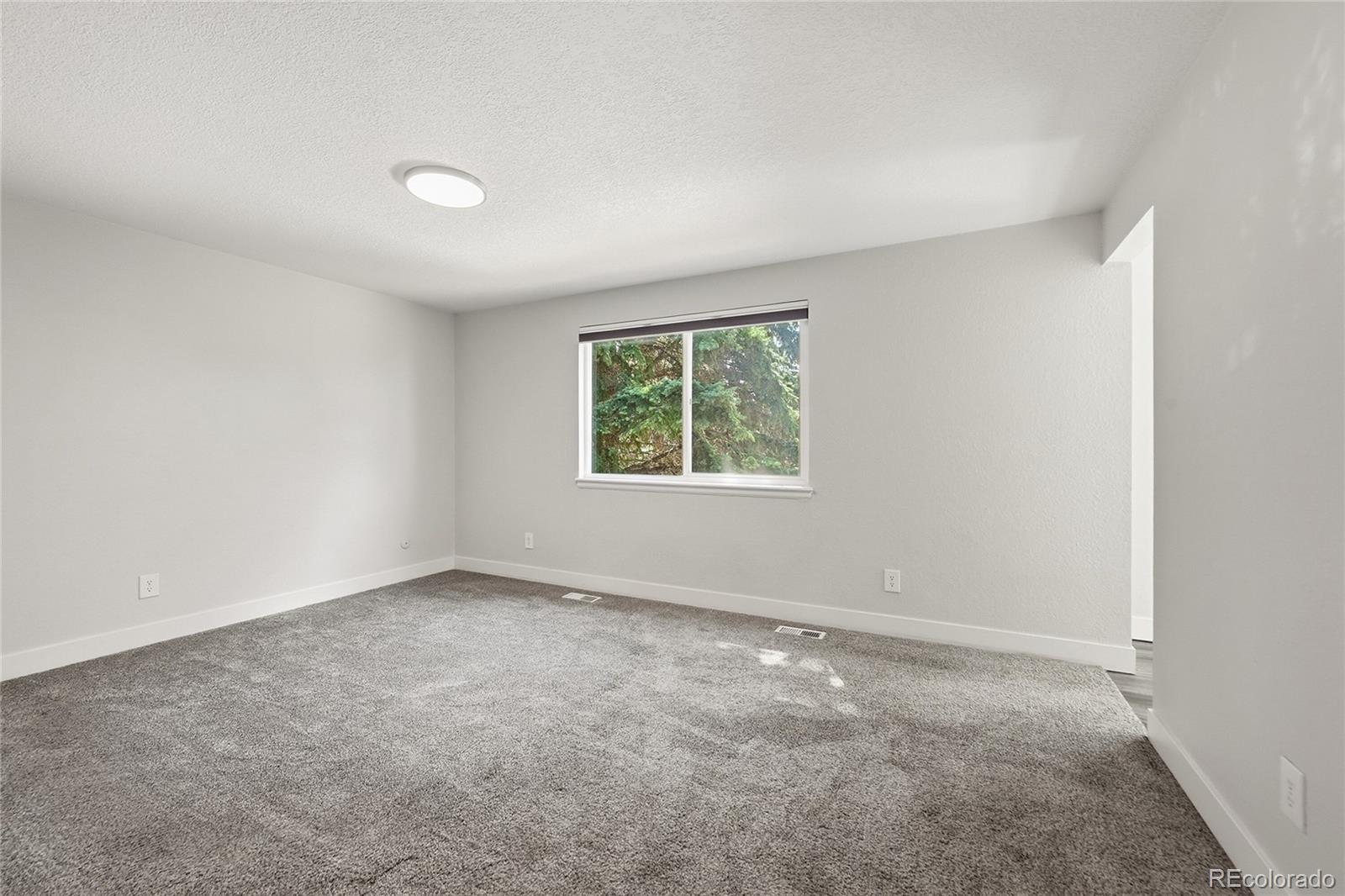MLS Image #17 for 3368 s elkhart street,aurora, Colorado