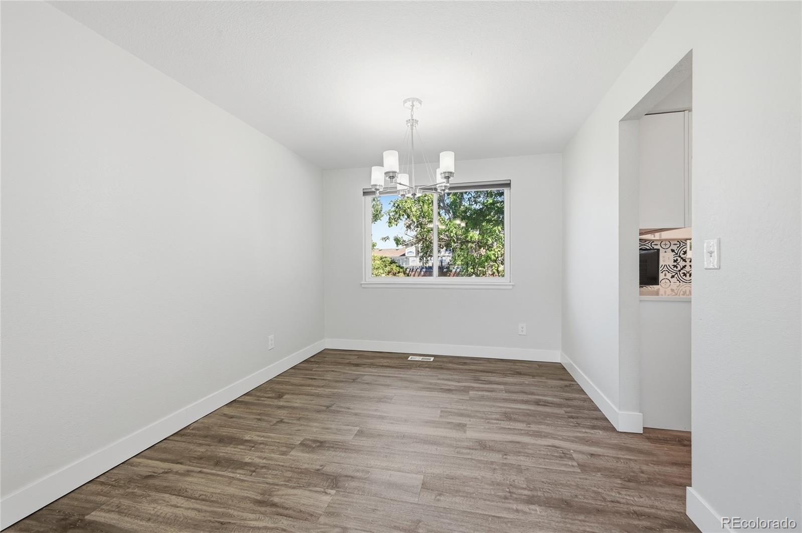 MLS Image #7 for 3368 s elkhart street,aurora, Colorado