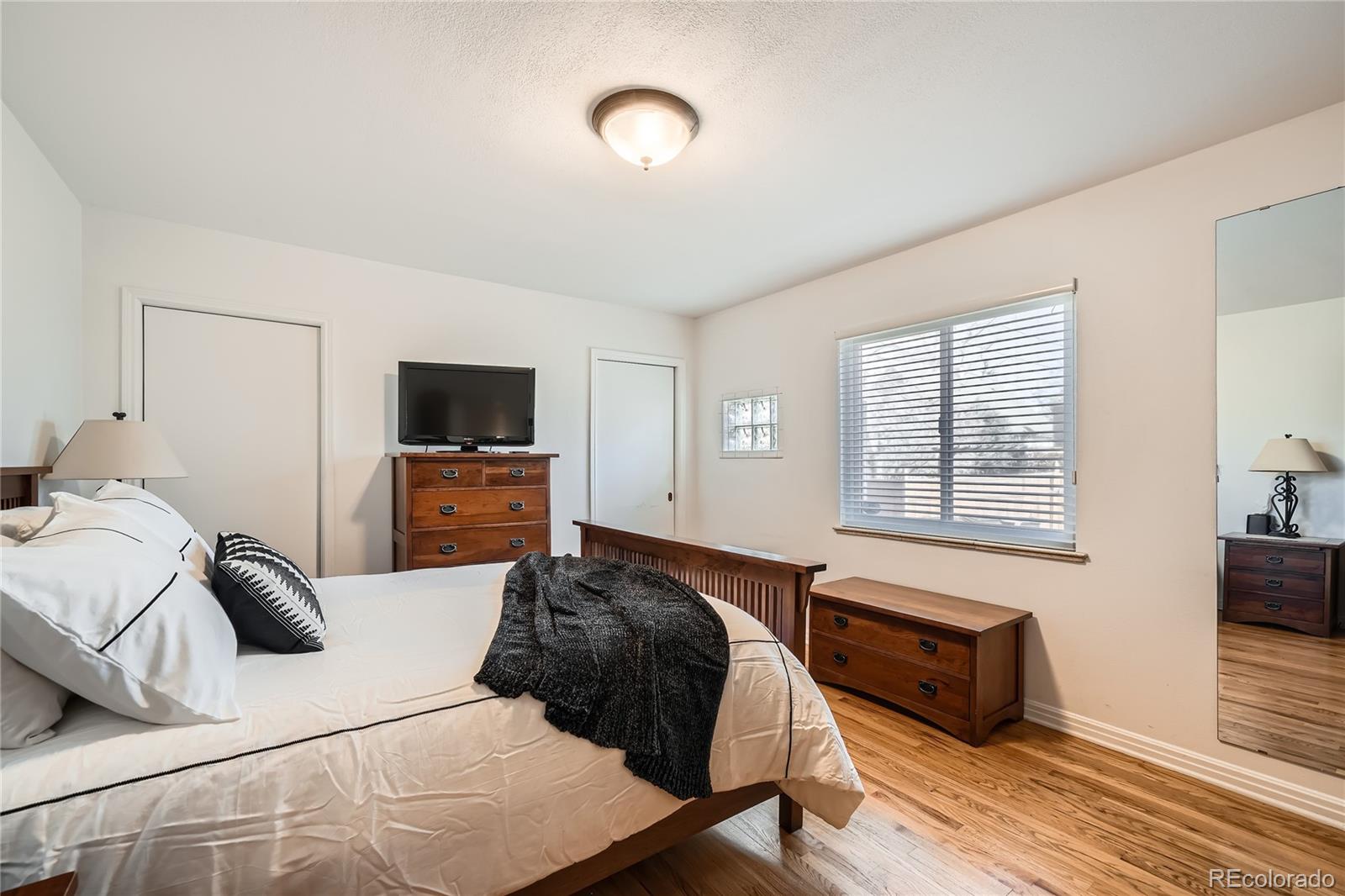 MLS Image #9 for 3225 w scott place,denver, Colorado