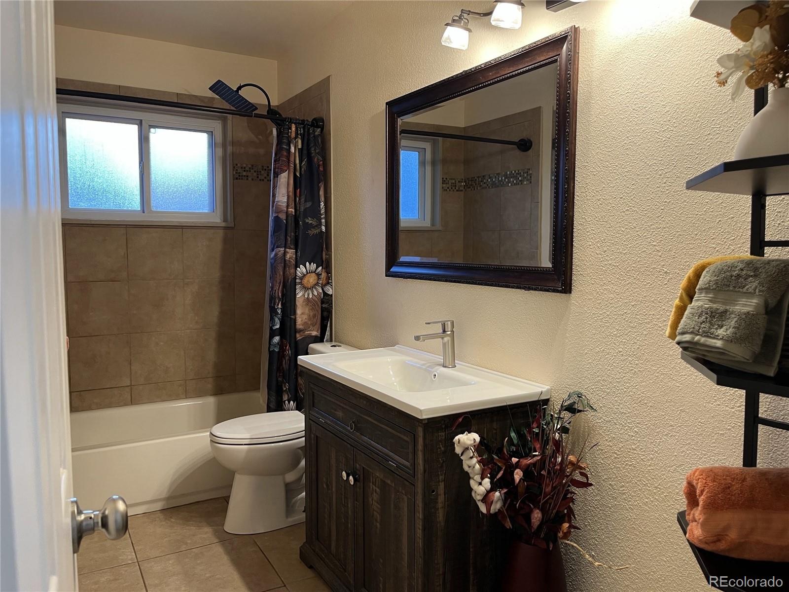 MLS Image #20 for 905  hallam avenue,colorado springs, Colorado