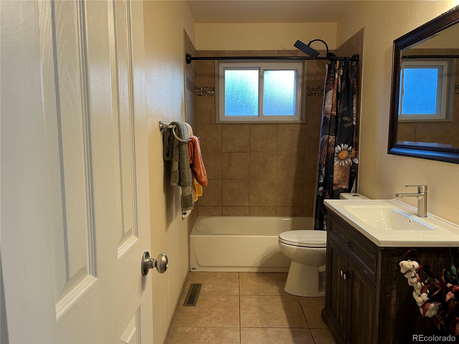 MLS Image #21 for 905  hallam avenue,colorado springs, Colorado