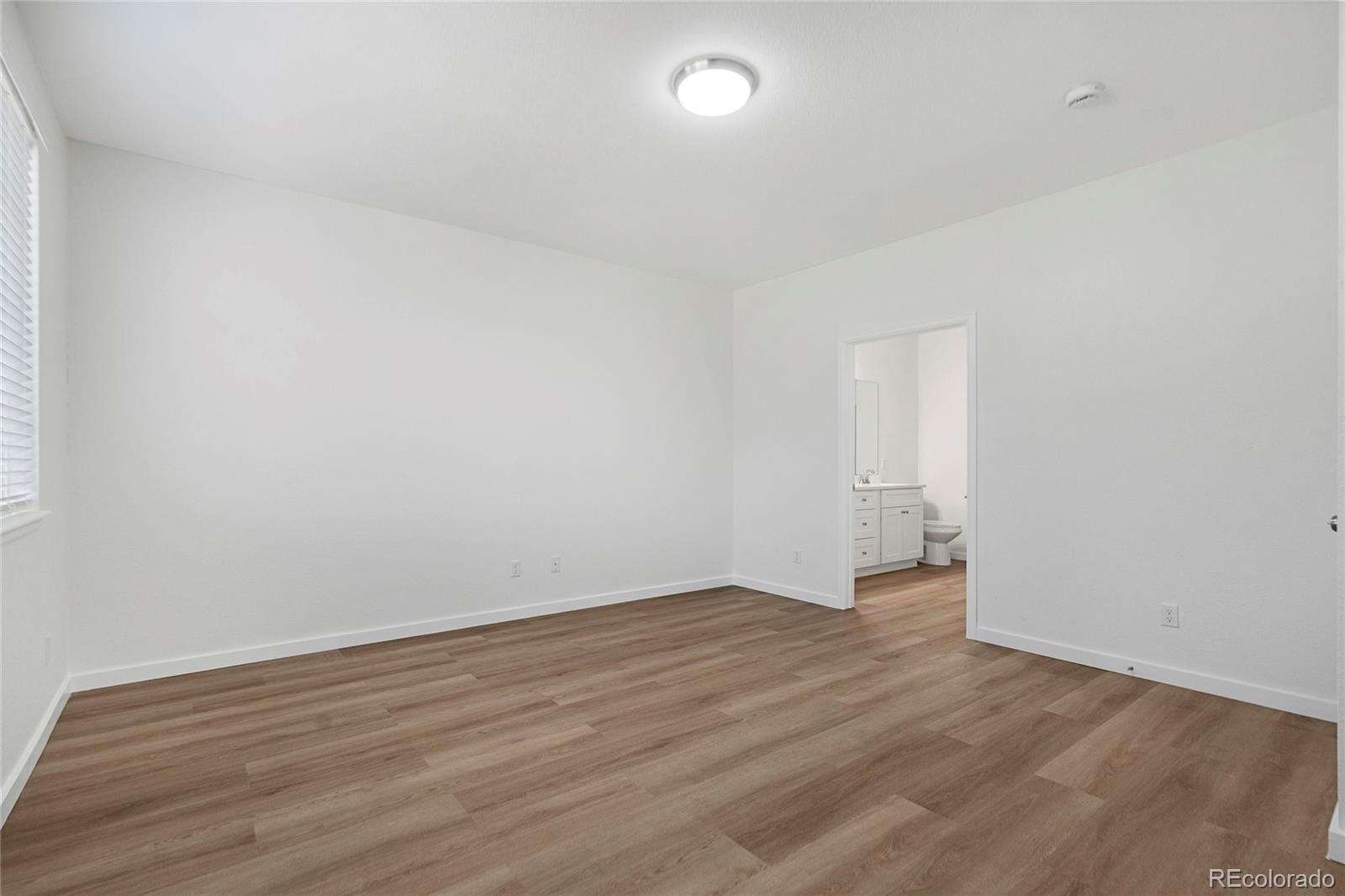 MLS Image #16 for 4251 s blackhawk circle 3b,aurora, Colorado