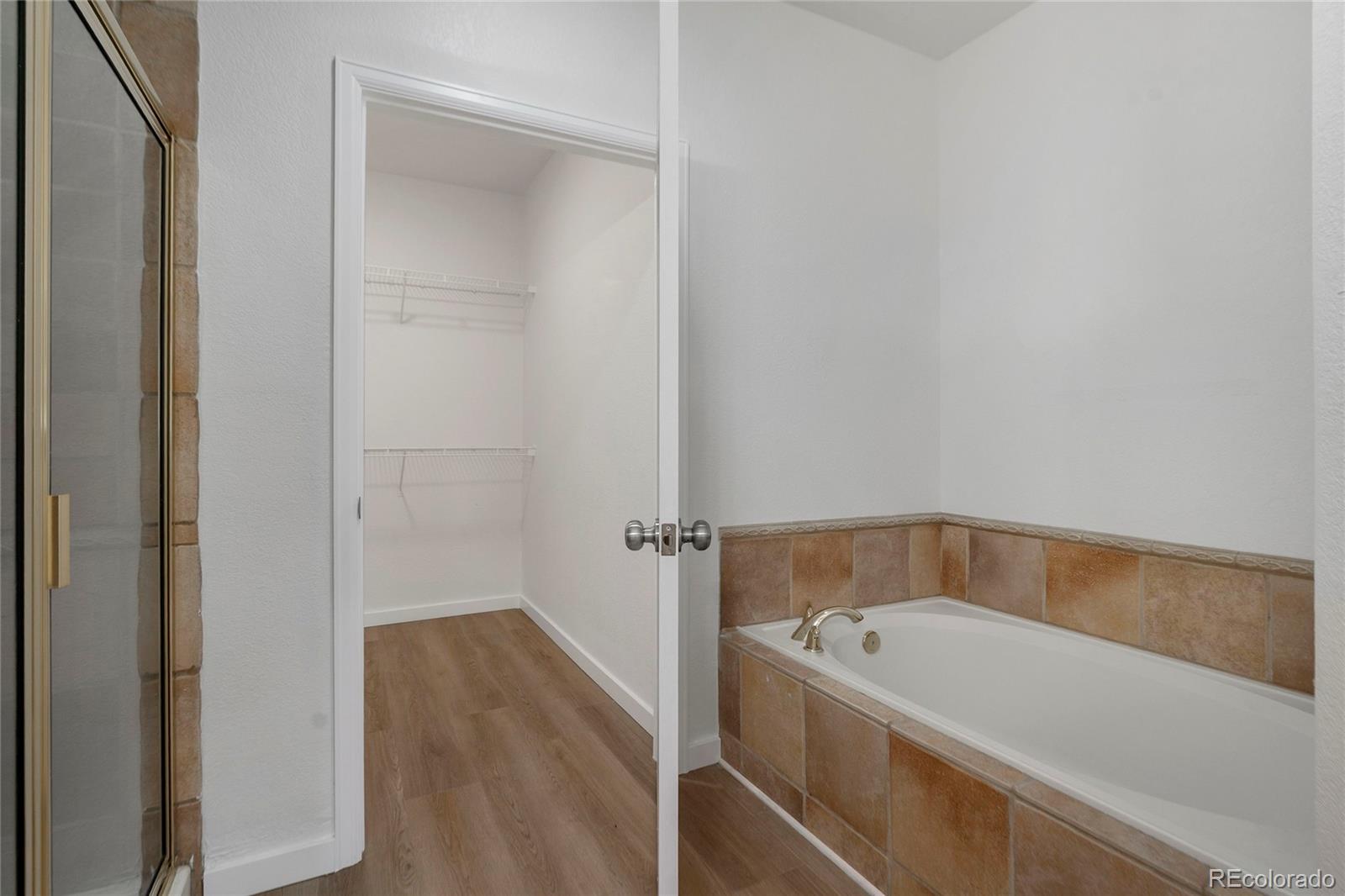 MLS Image #18 for 4251 s blackhawk circle 3b,aurora, Colorado