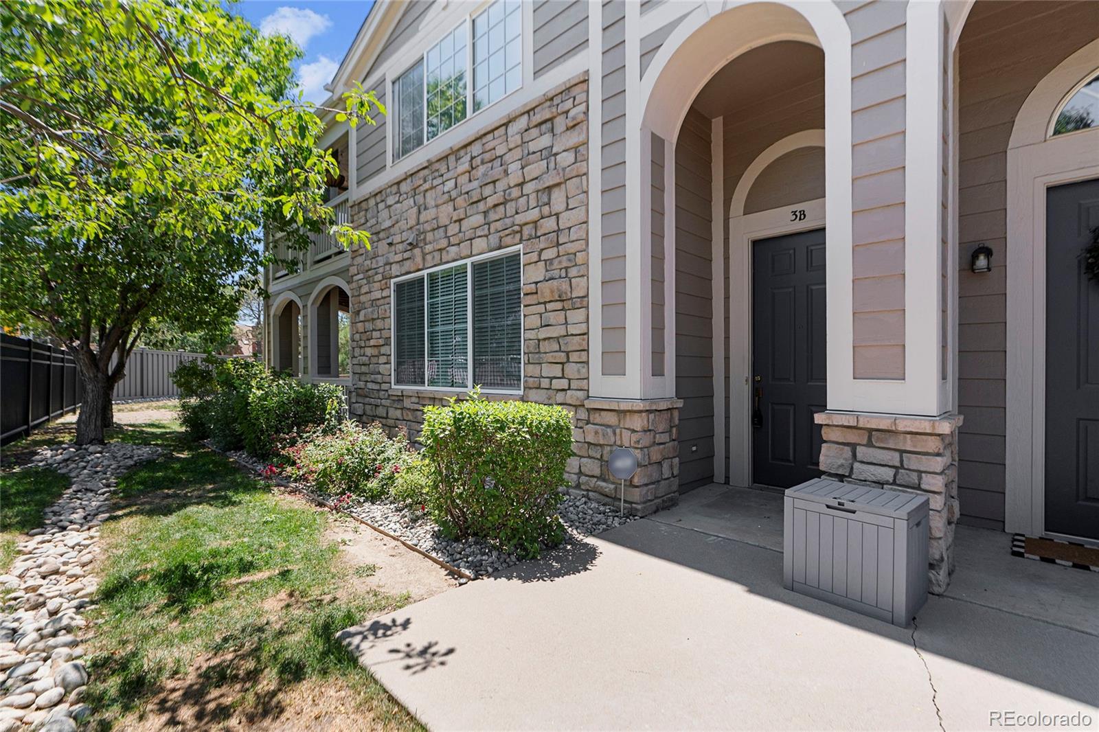 MLS Image #2 for 4251 s blackhawk circle 3b,aurora, Colorado
