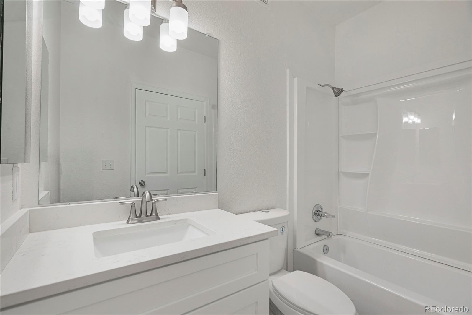 MLS Image #23 for 4251 s blackhawk circle 3b,aurora, Colorado