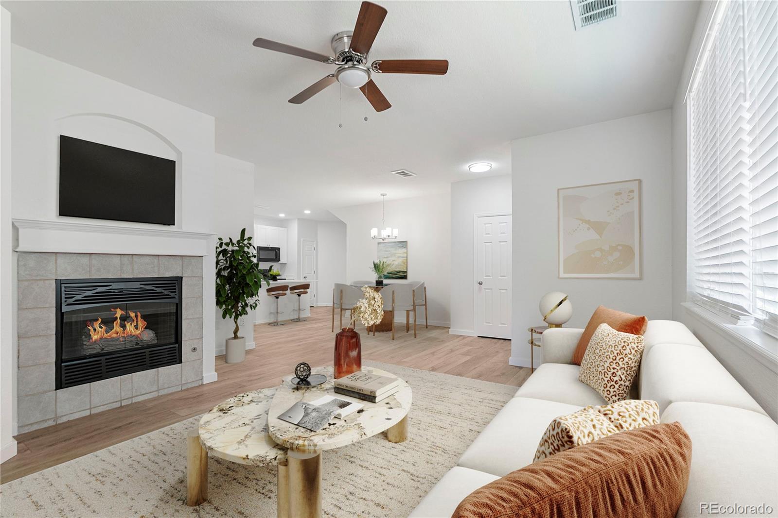MLS Image #3 for 4251 s blackhawk circle 3b,aurora, Colorado