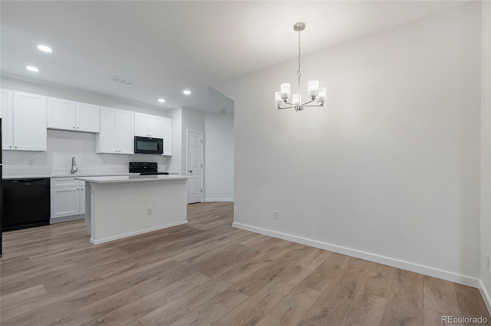 MLS Image #6 for 4251 s blackhawk circle 3b,aurora, Colorado